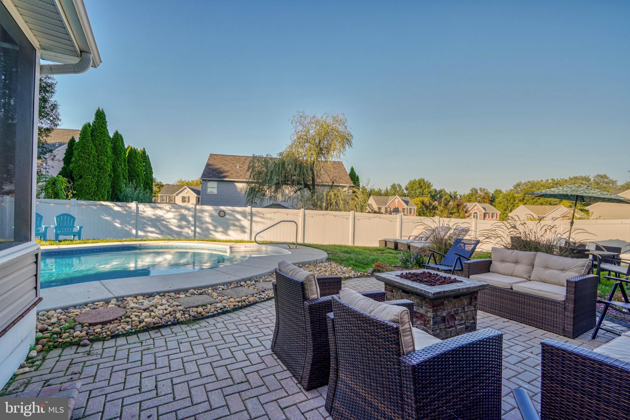 NORTH FOREST - Residential