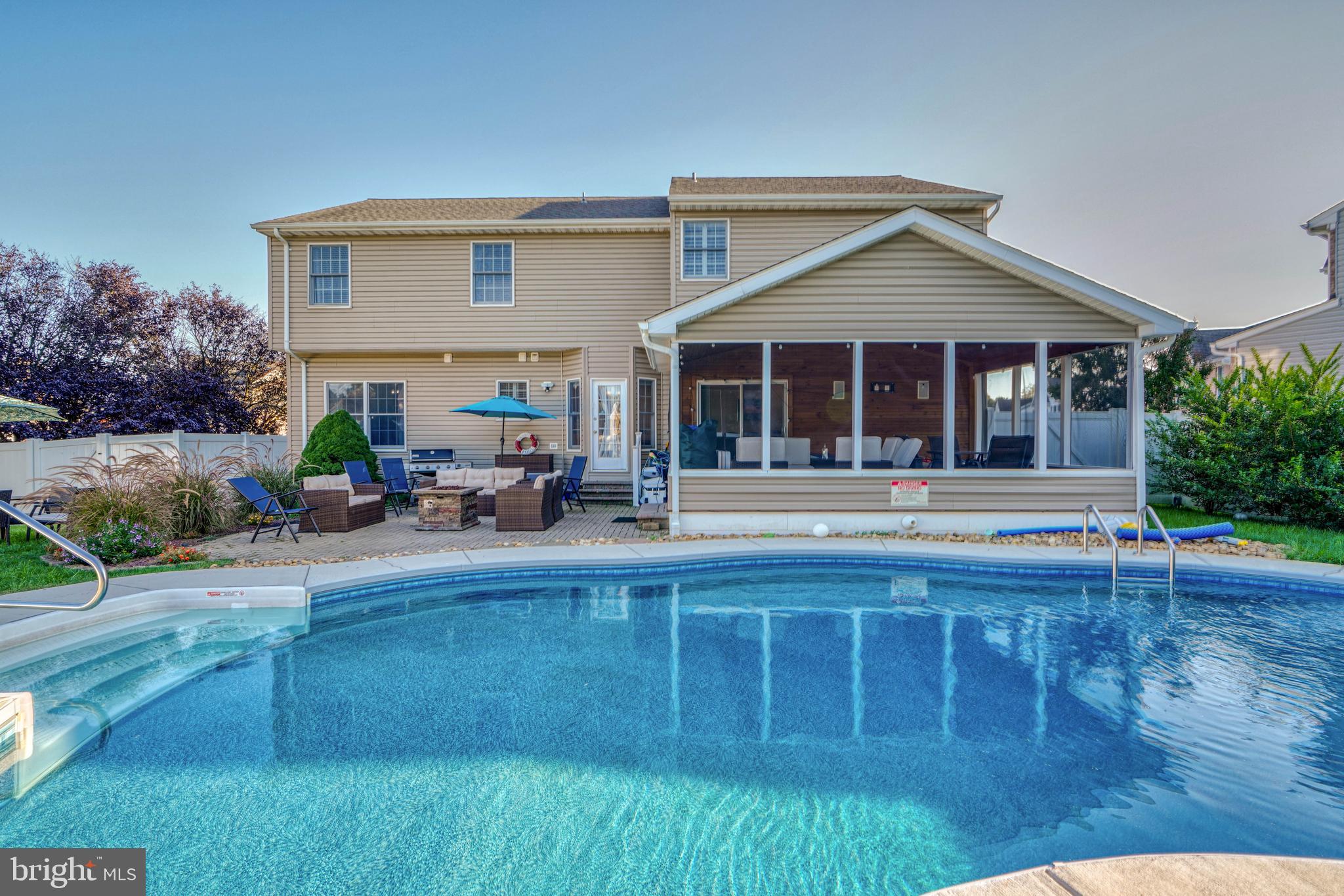 NORTH FOREST - Residential