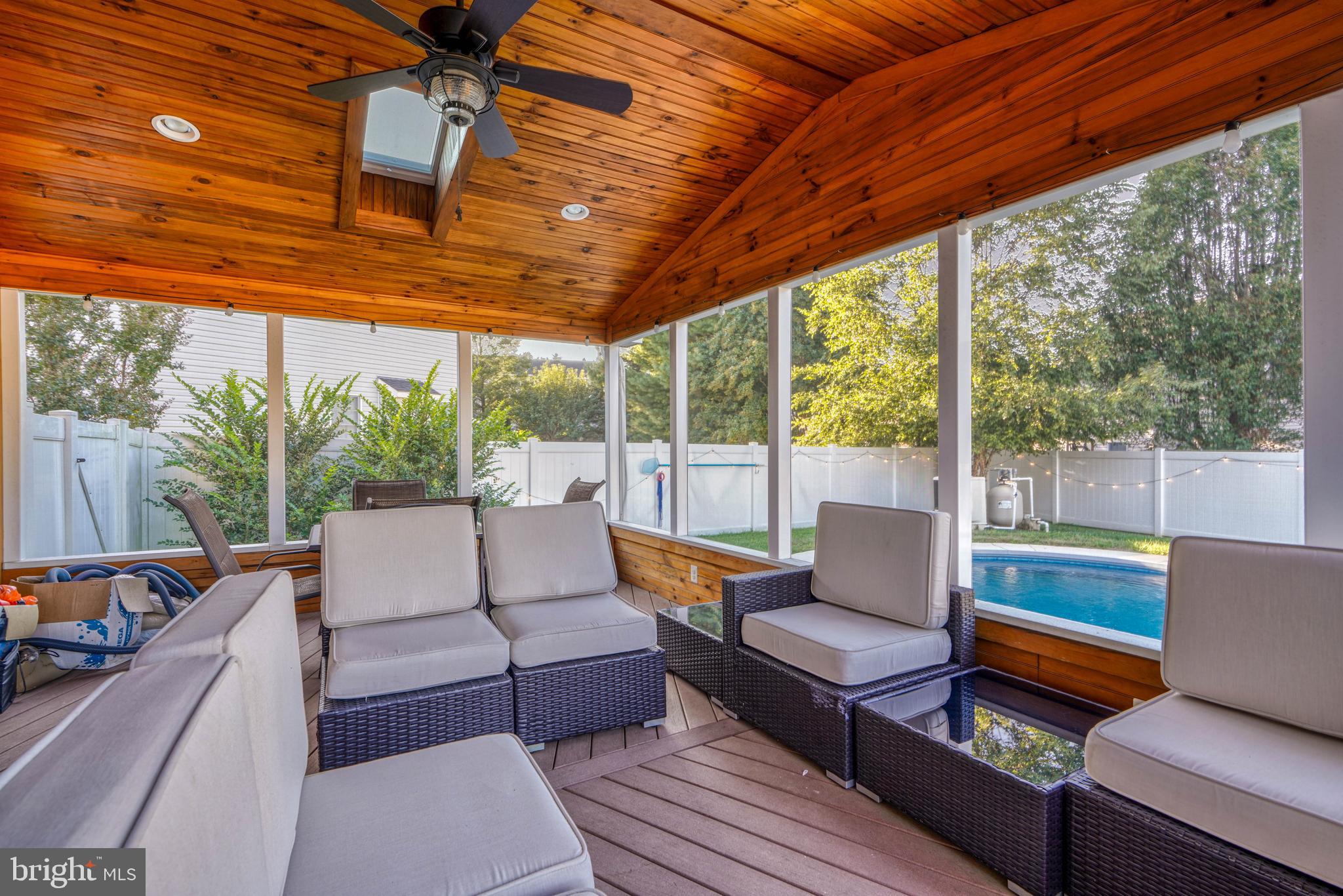 NORTH FOREST - Residential