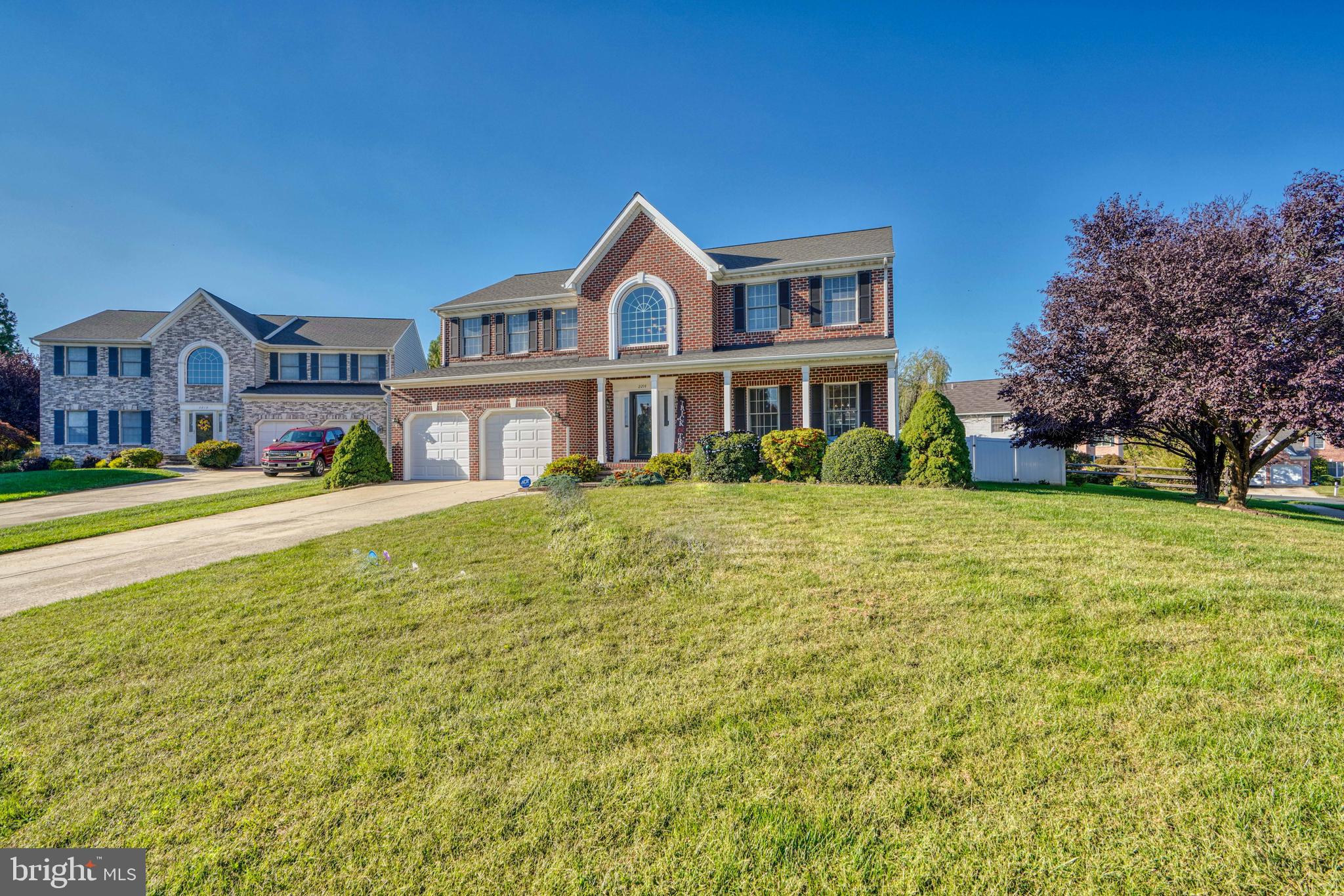 NORTH FOREST - Residential