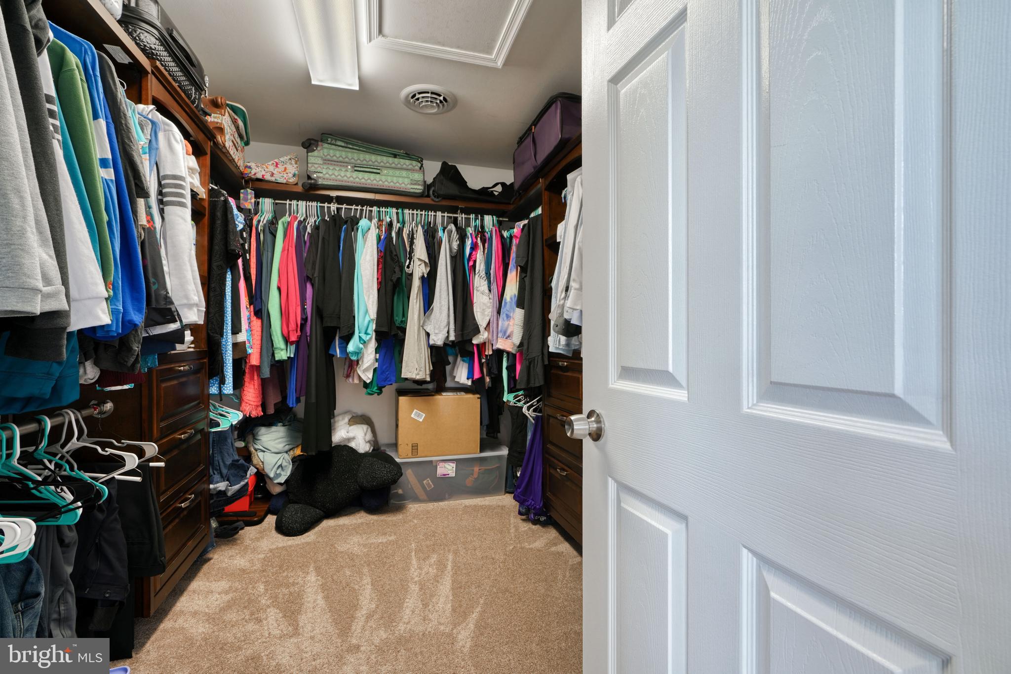 NORTH FOREST - Residential