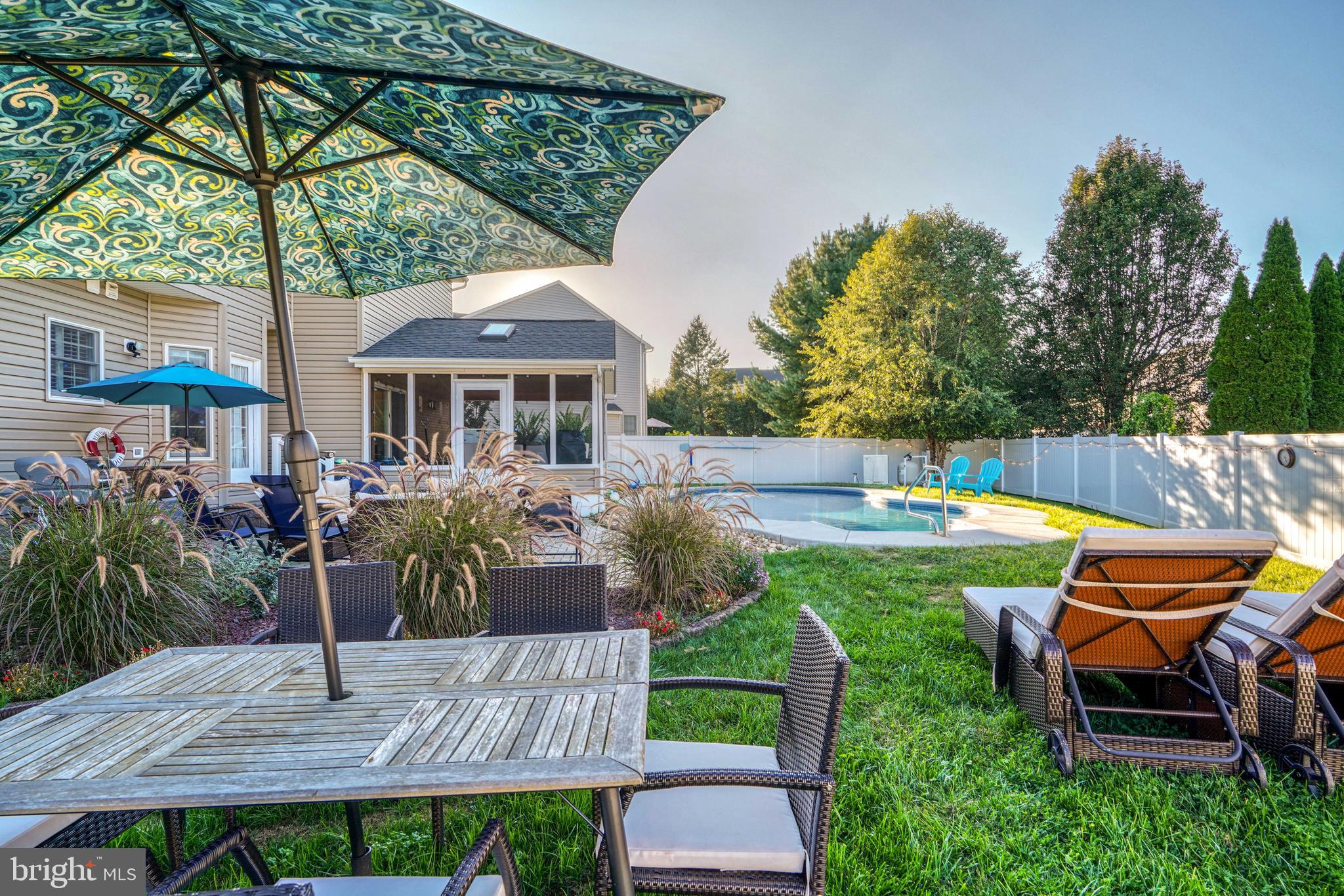 NORTH FOREST - Residential