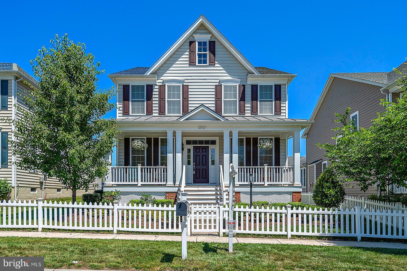 SOUTH RIDING - Residential