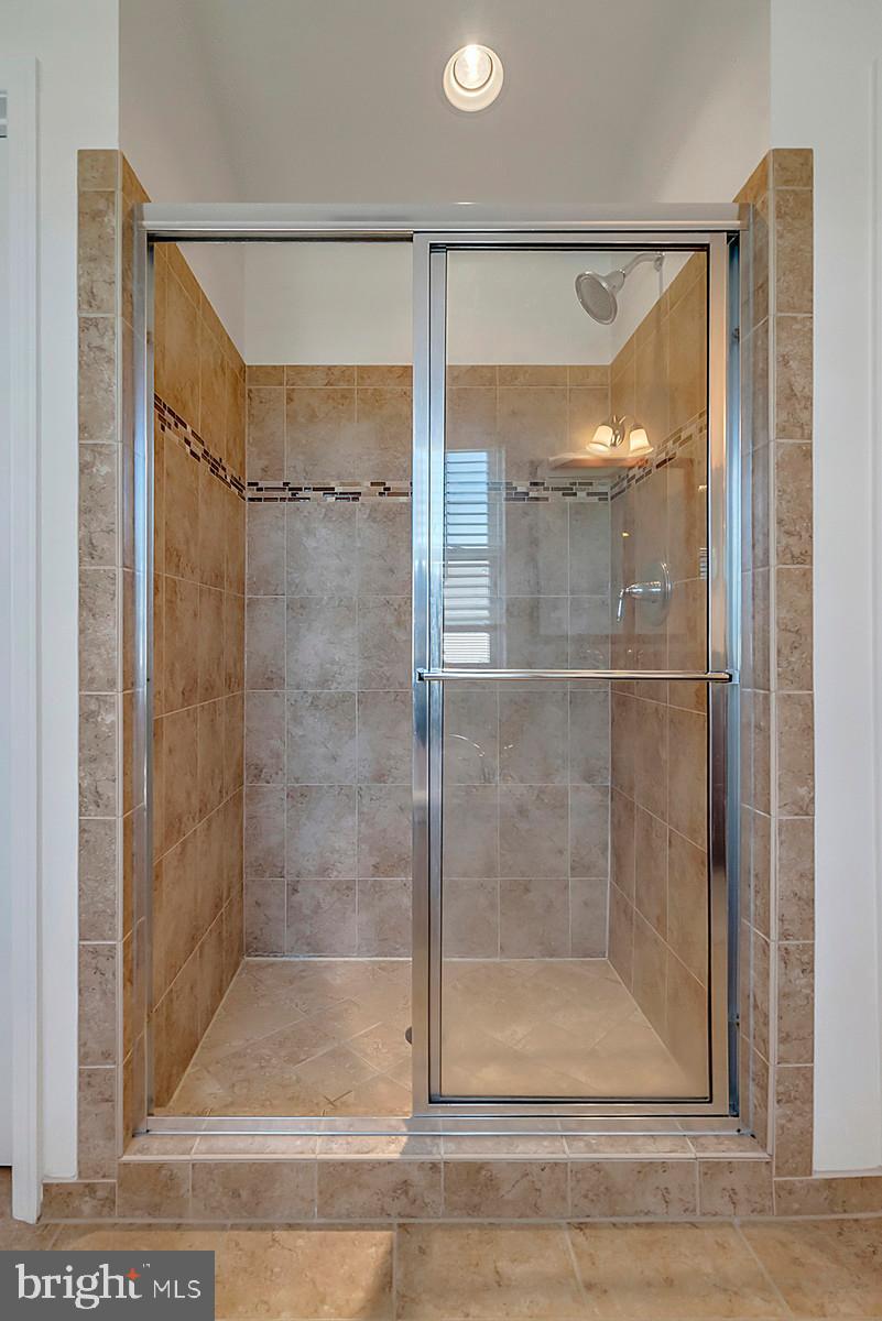 SOUTH RIDING - Residential