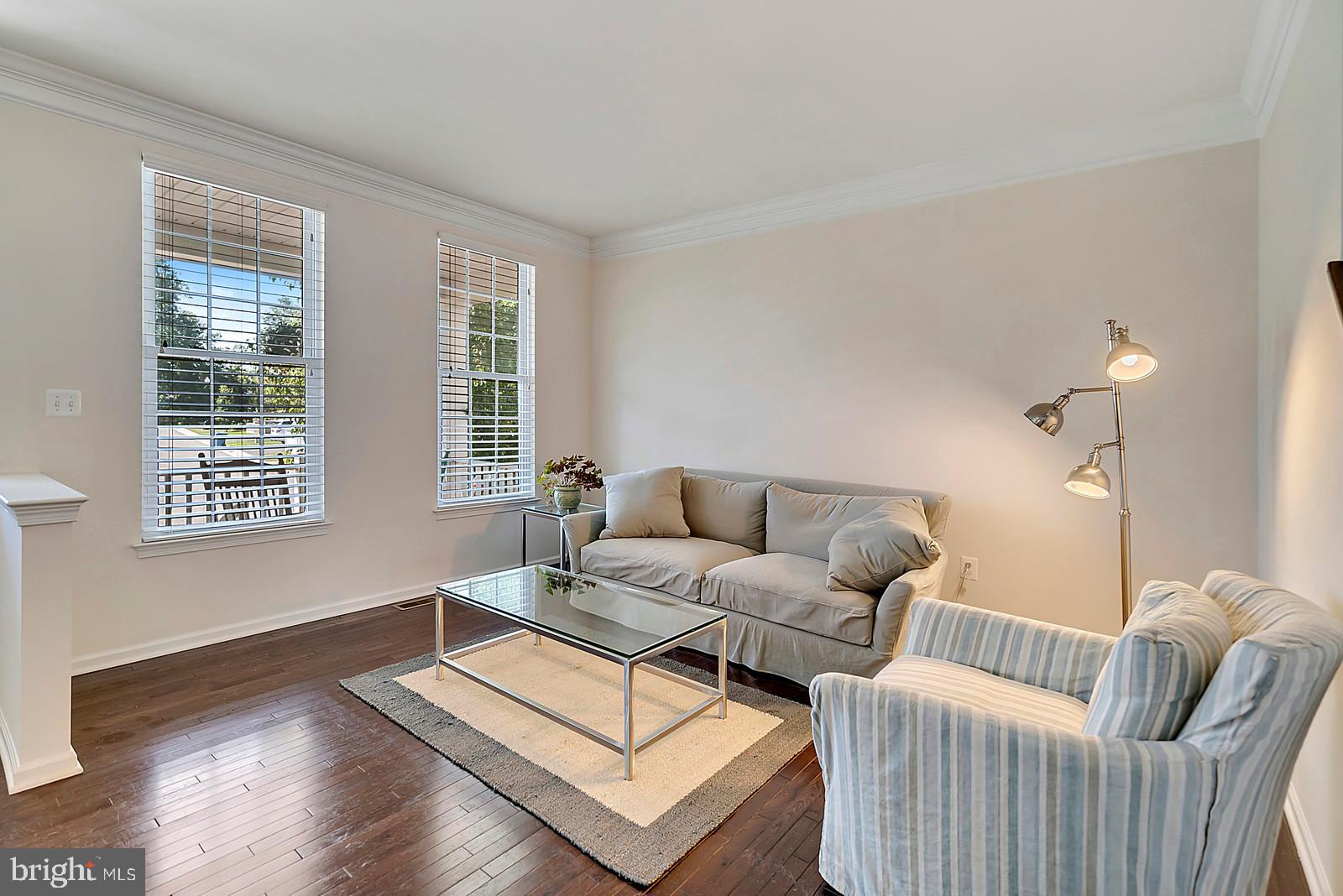 SOUTH RIDING - Residential