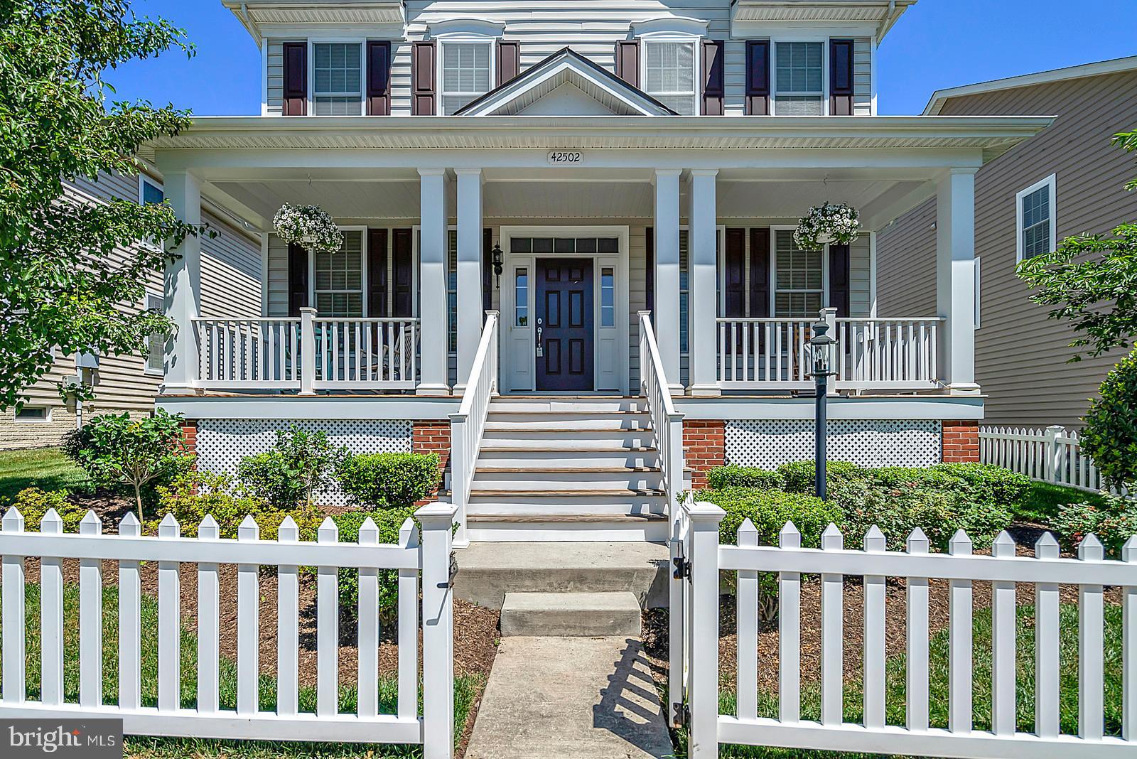 SOUTH RIDING - Residential