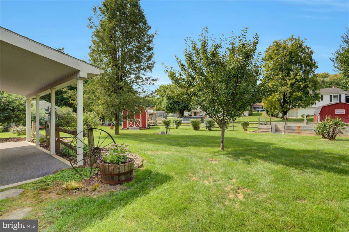 WOODMOOR - Residential