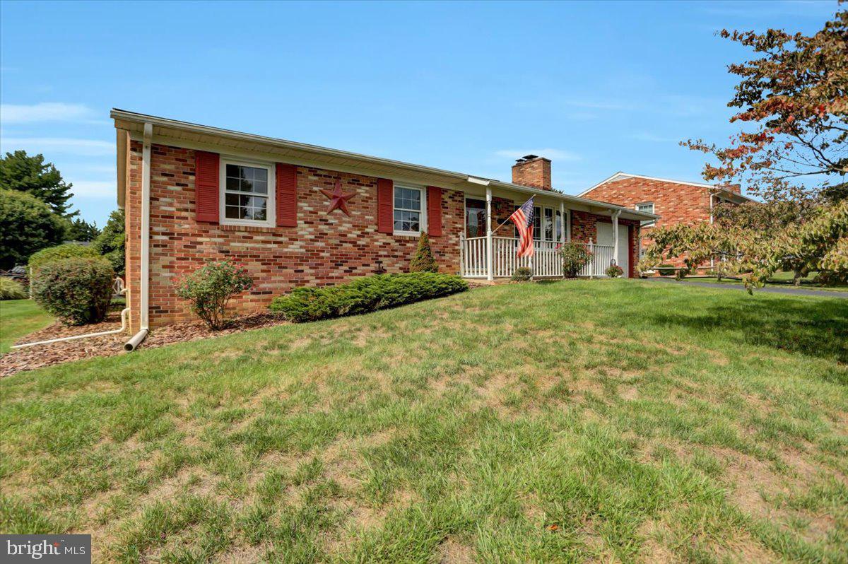 WOODMOOR - Residential