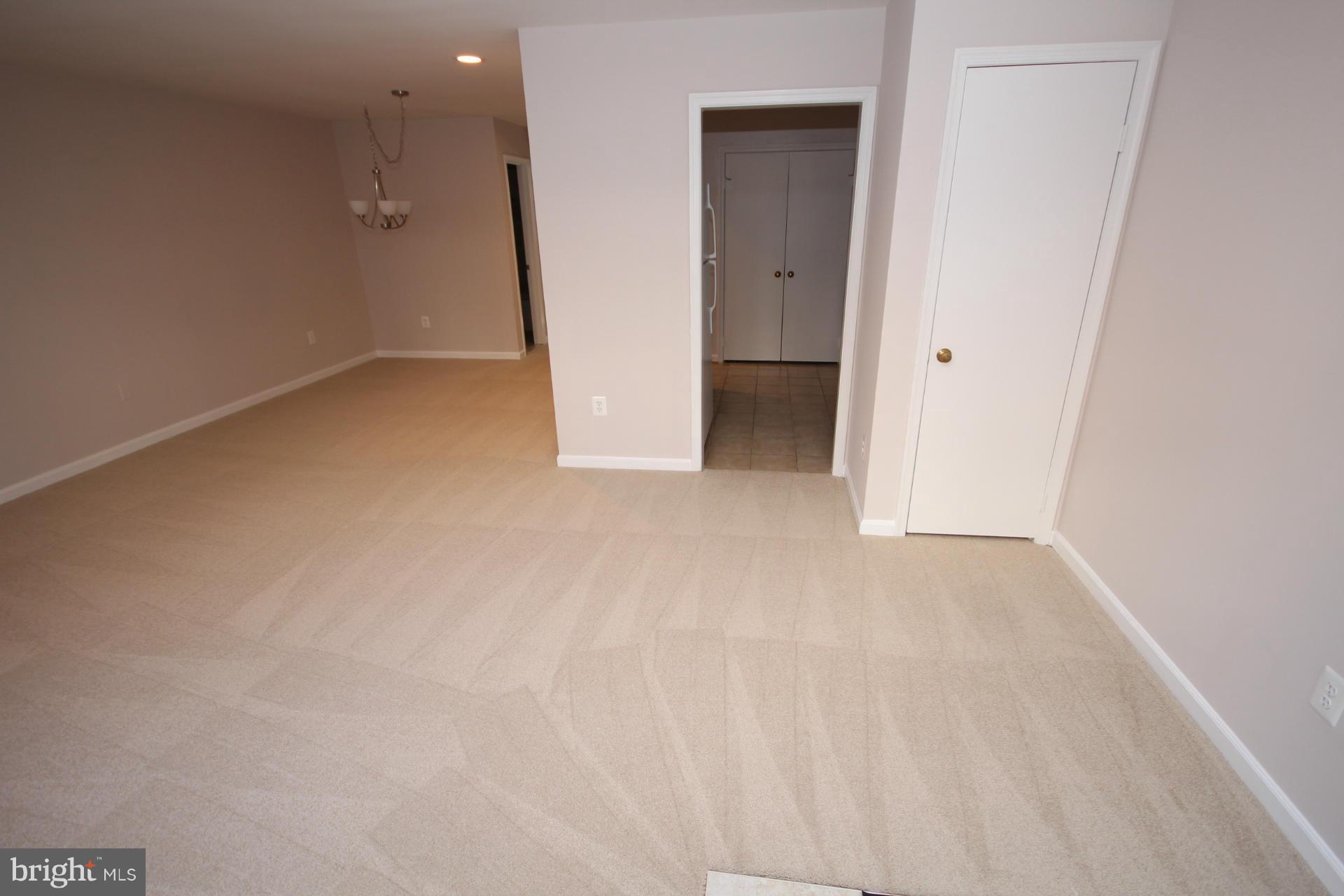 OLD BALLSTON SQUARE - Residential Lease