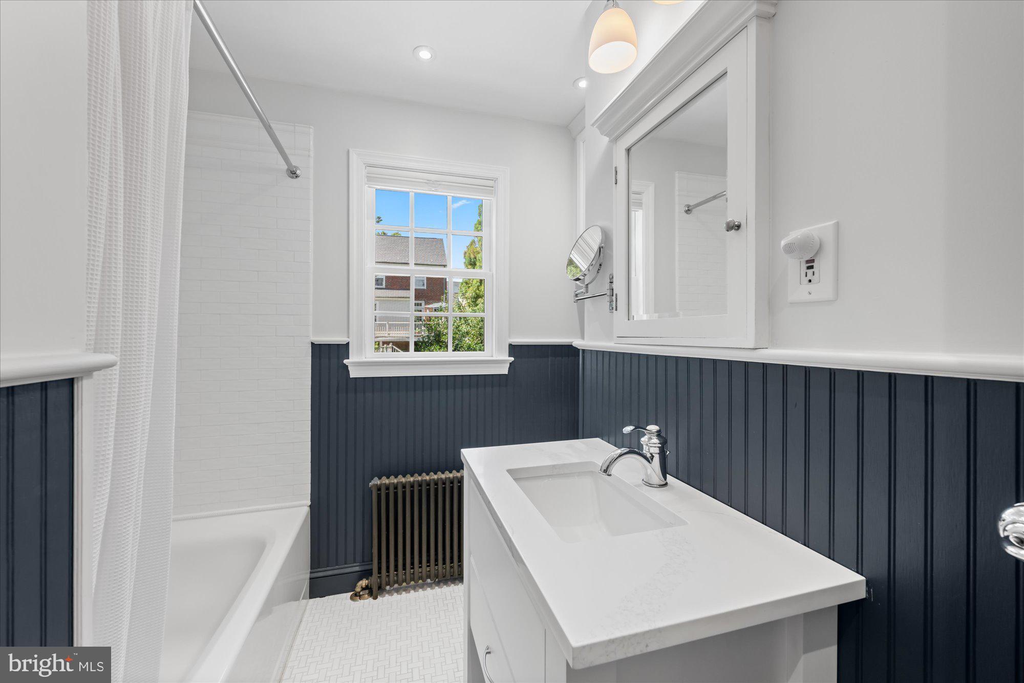 WHEATLEY HILLS - Residential