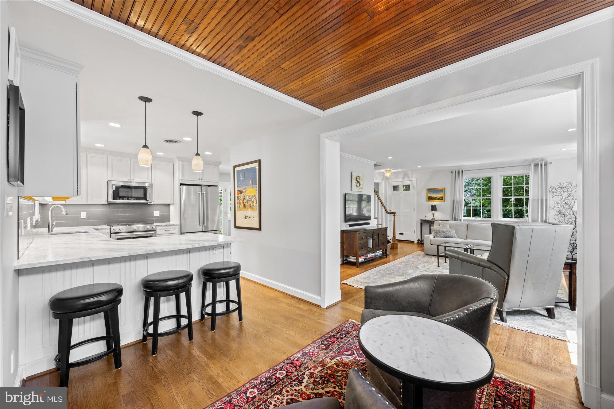 WHEATLEY HILLS - Residential