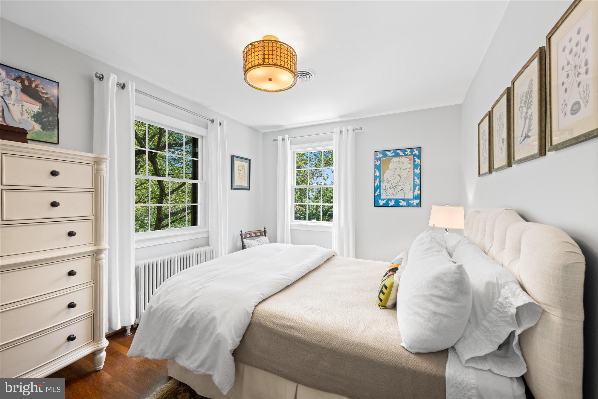 WHEATLEY HILLS - Residential