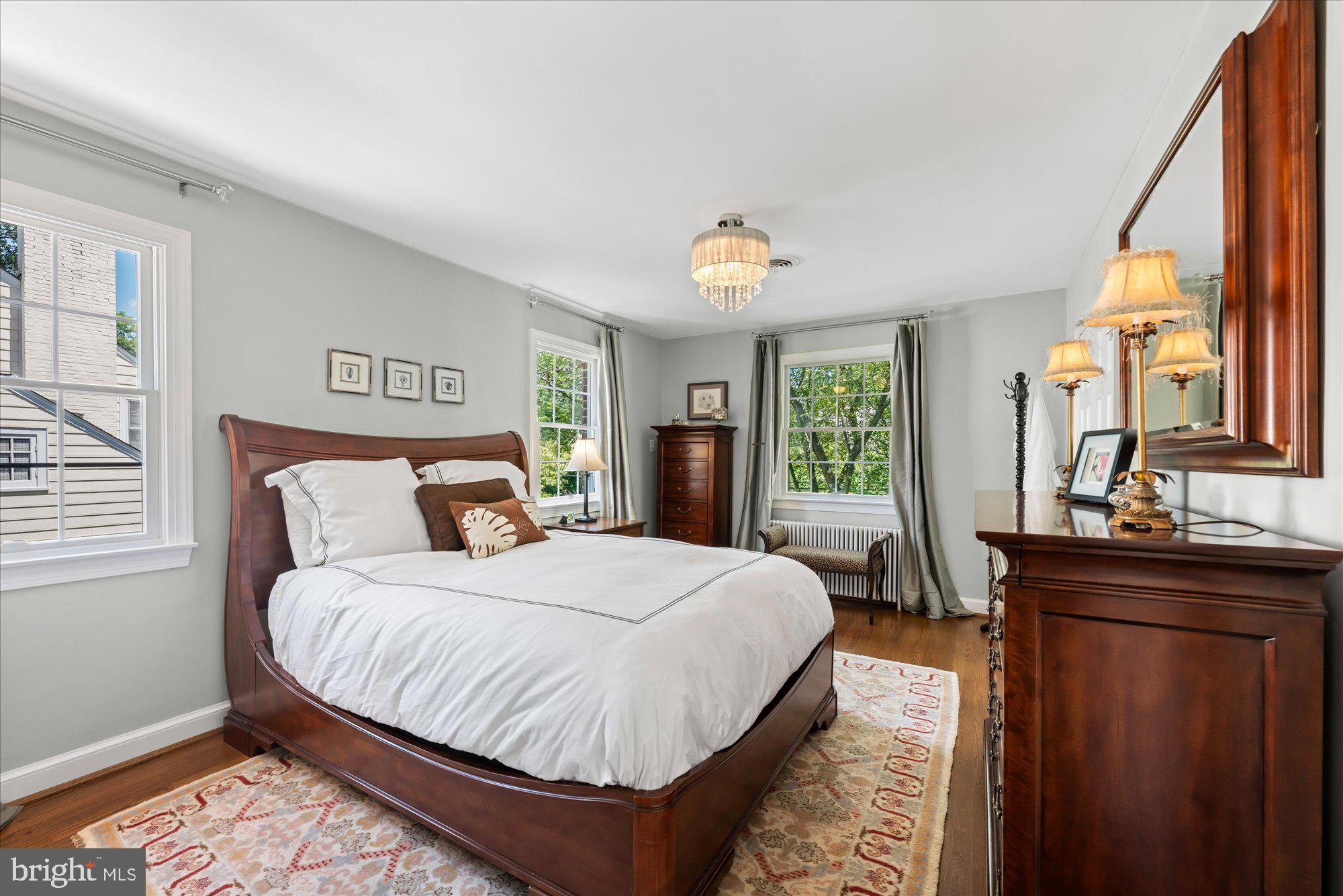 WHEATLEY HILLS - Residential