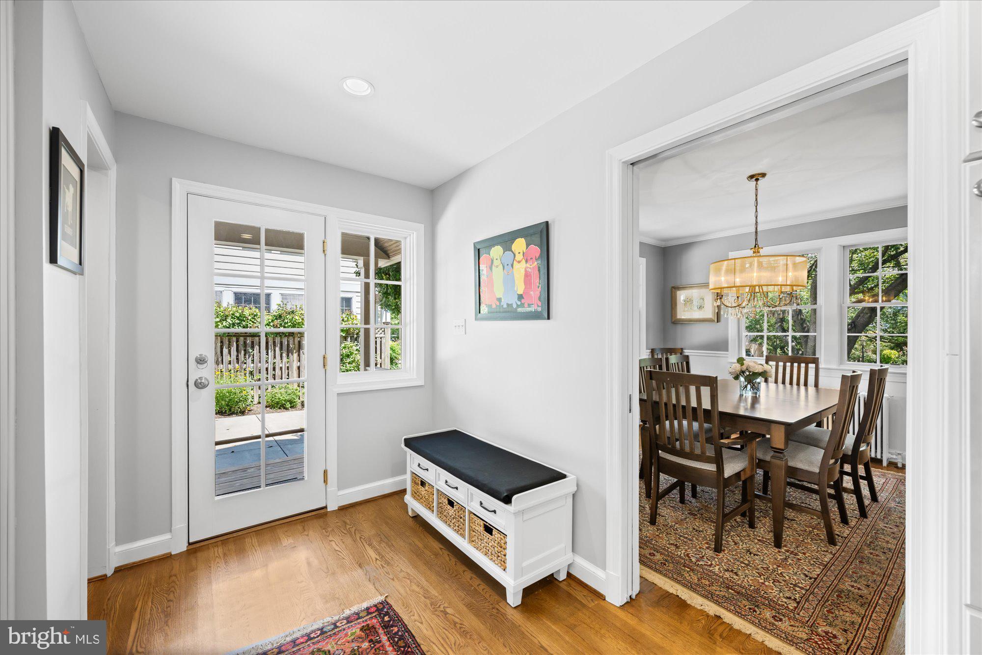 WHEATLEY HILLS - Residential