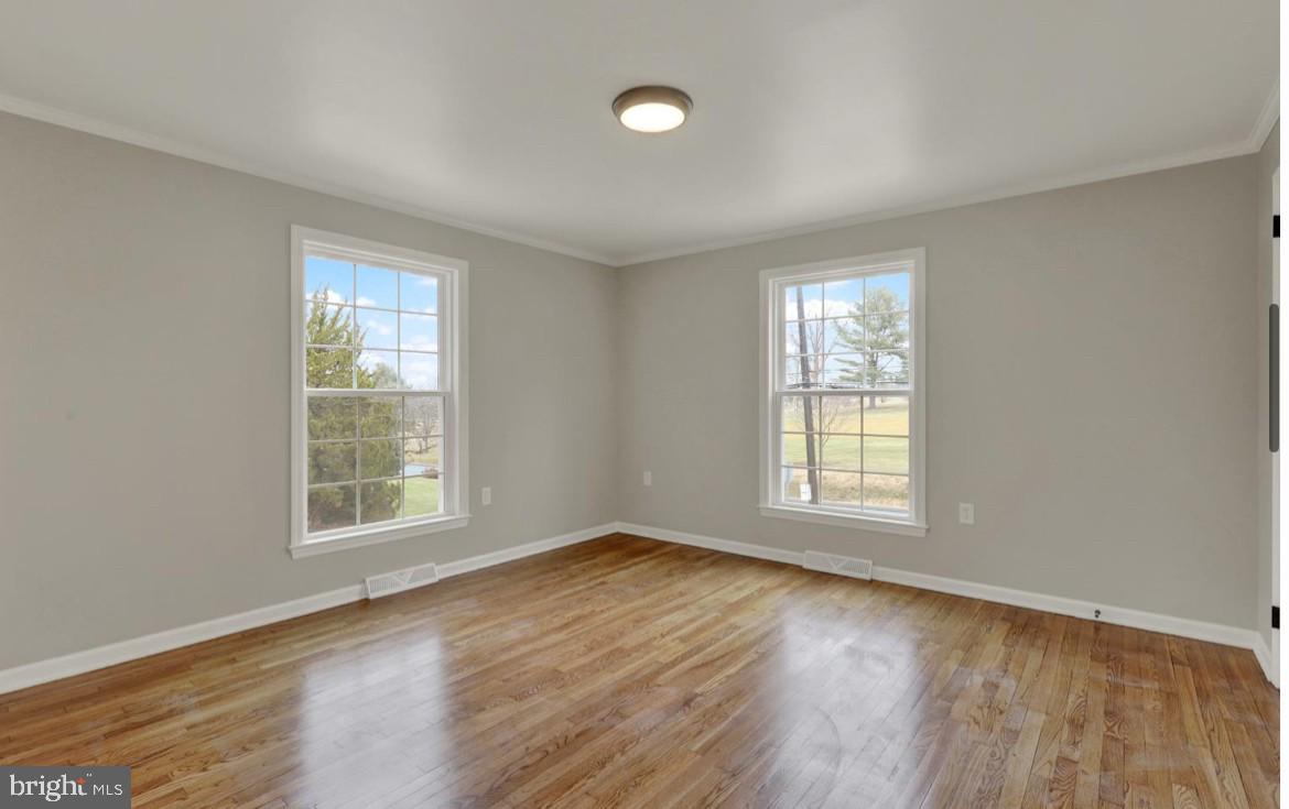 BRENTWOOD - Residential