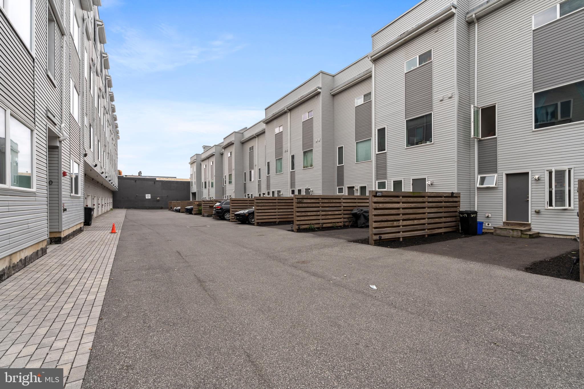 OLDE KENSINGTON - Residential