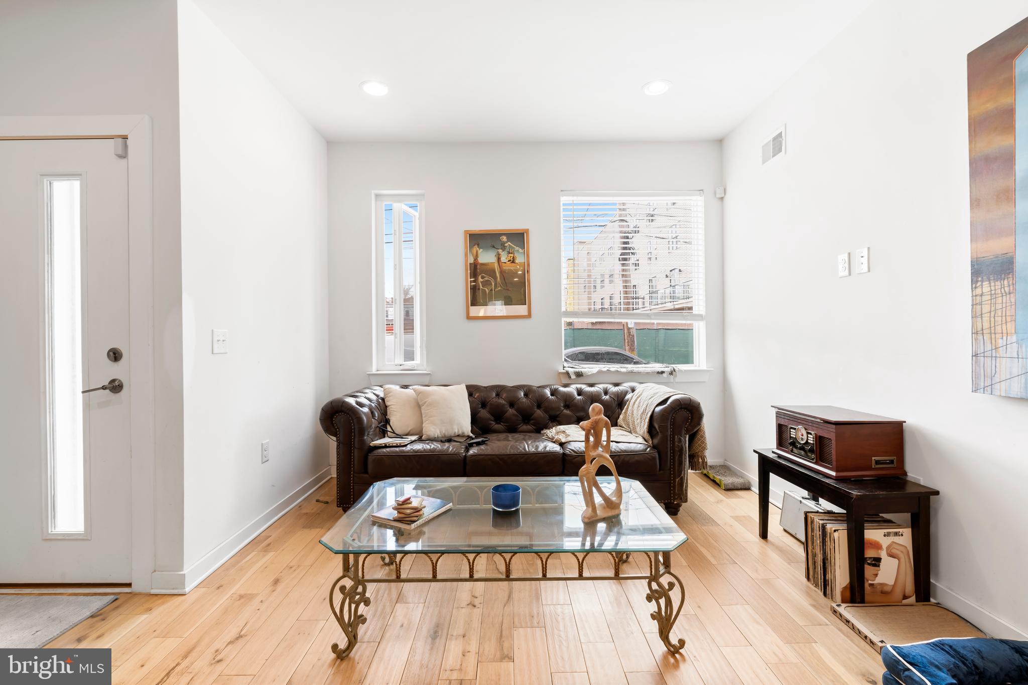 OLDE KENSINGTON - Residential