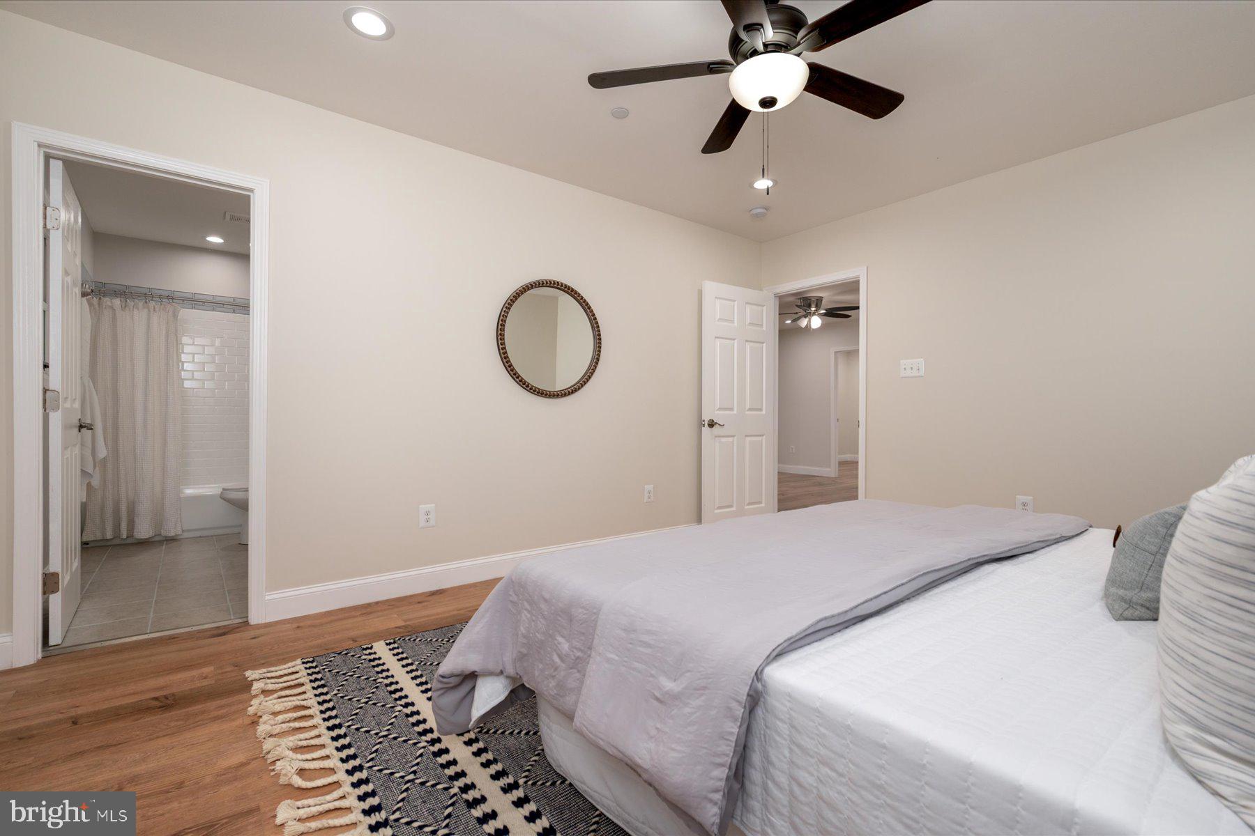 CROWNSVILLE - Residential