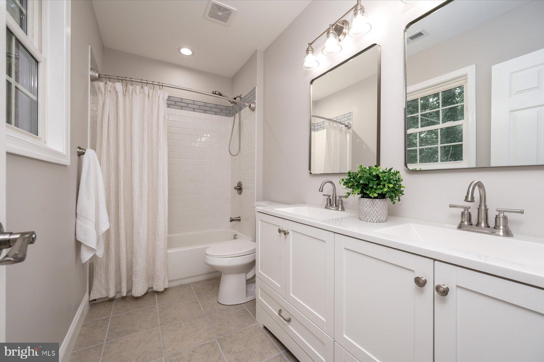 CROWNSVILLE - Residential