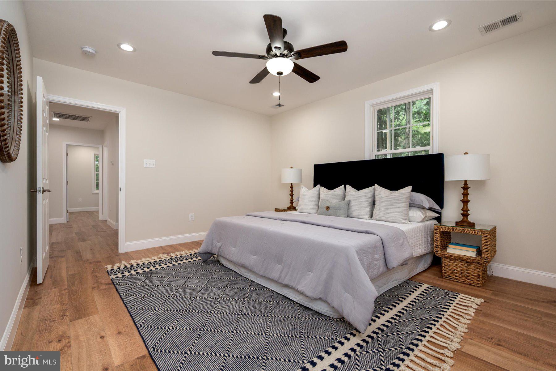 CROWNSVILLE - Residential