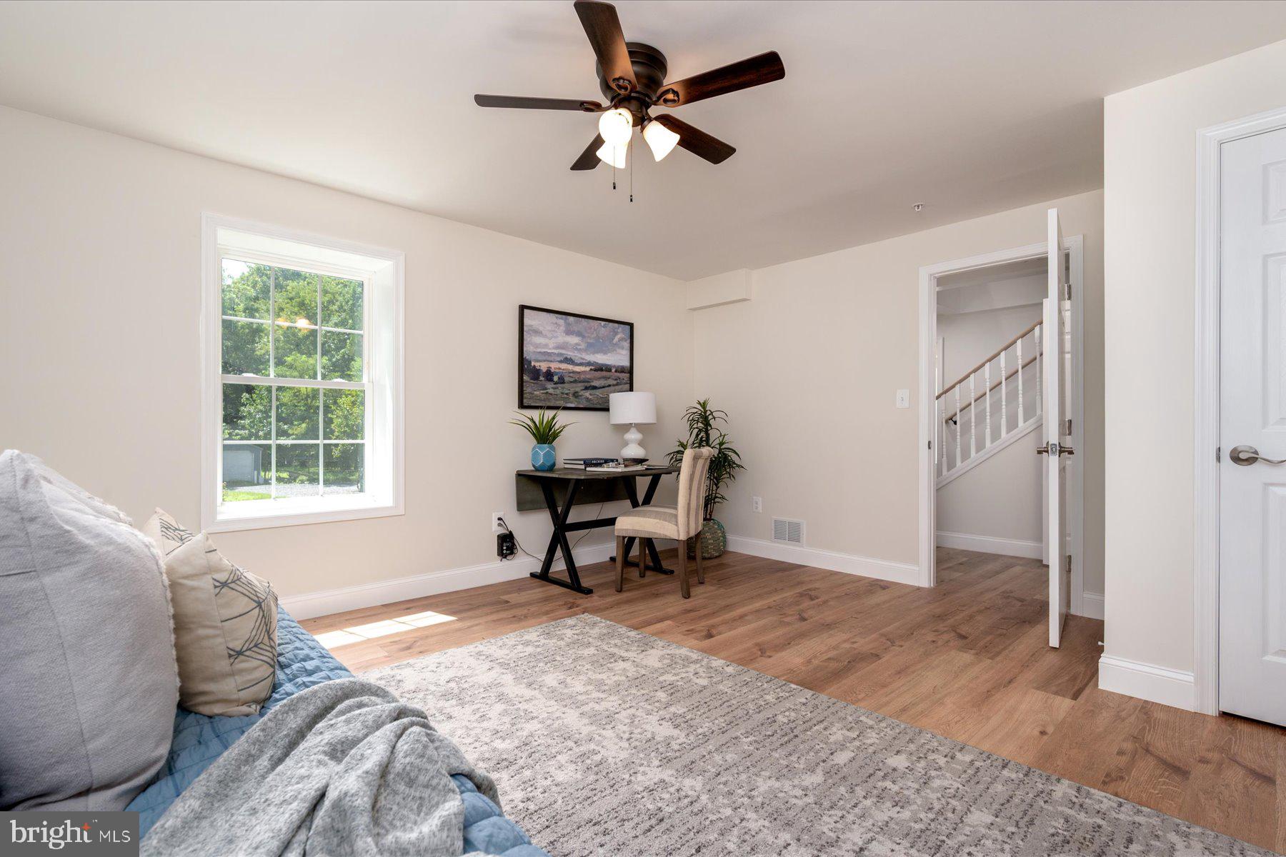 CROWNSVILLE - Residential