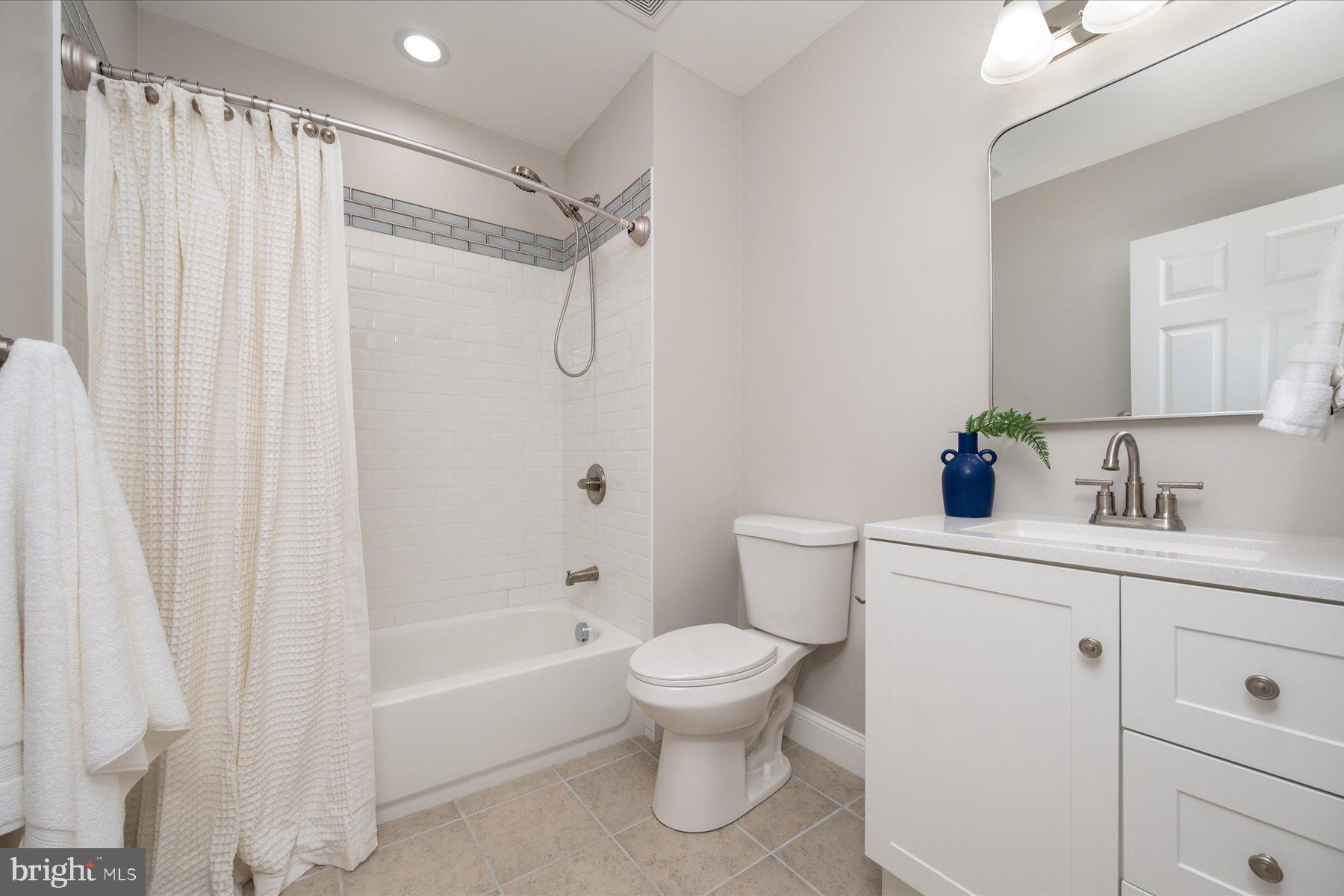 CROWNSVILLE - Residential