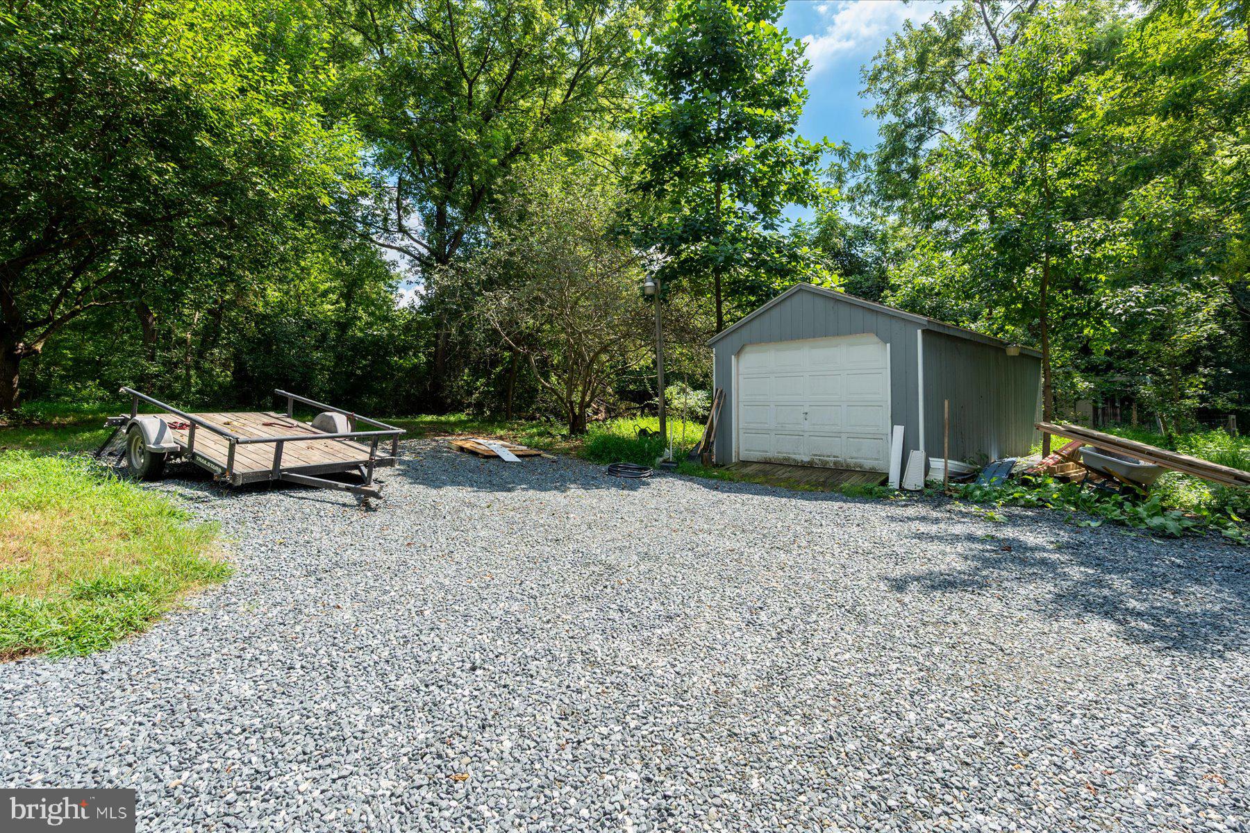 CROWNSVILLE - Residential