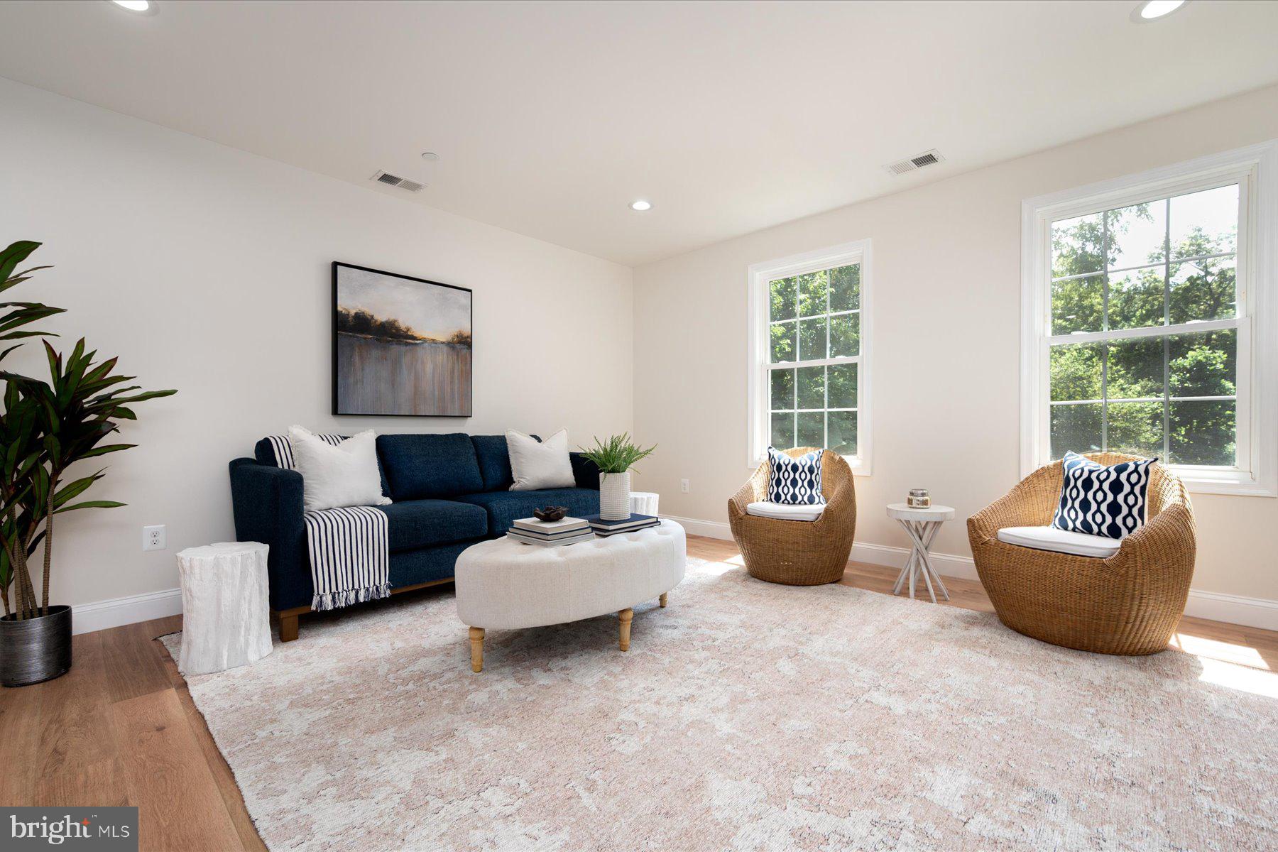 CROWNSVILLE - Residential