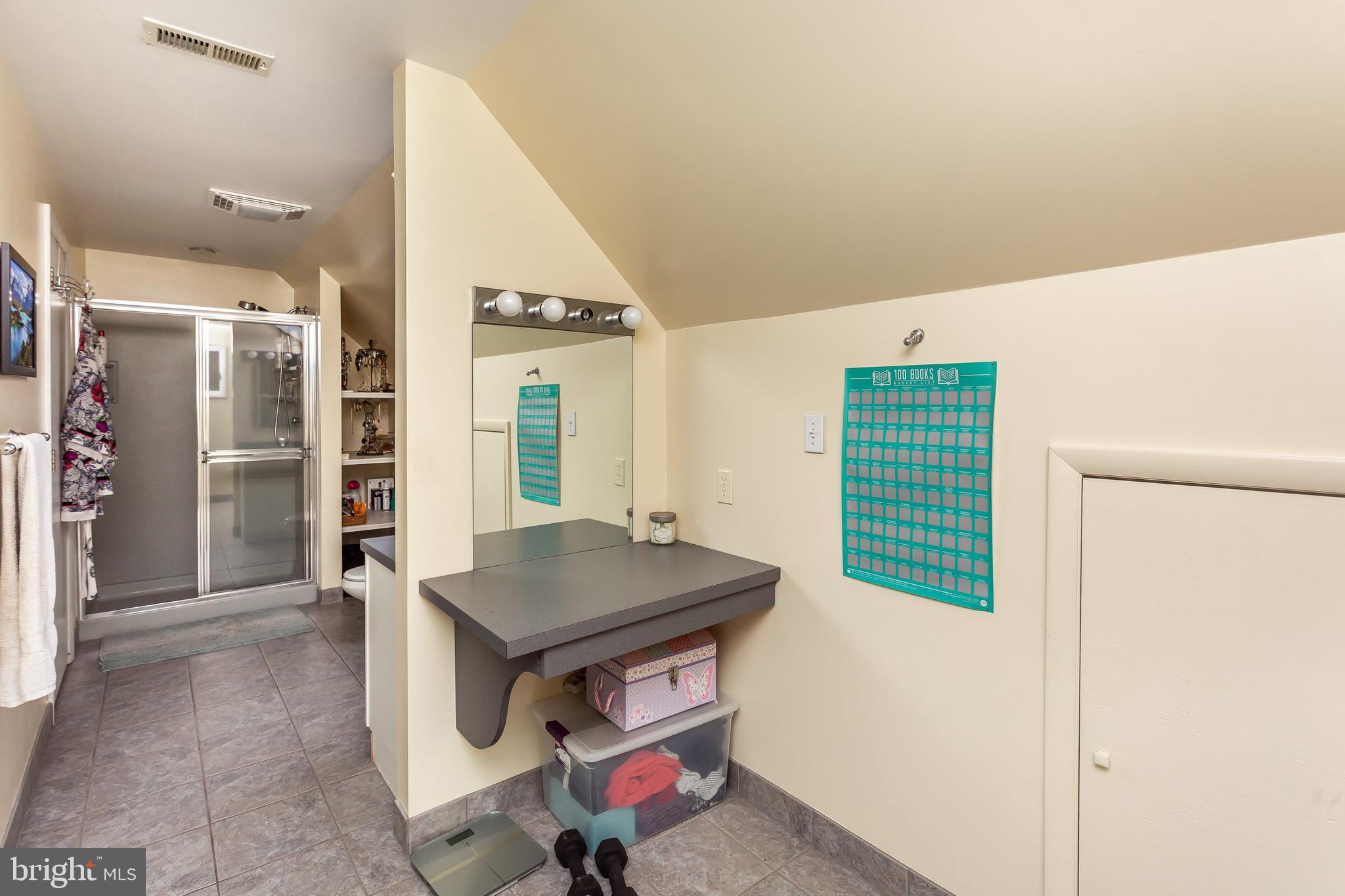 LAKEHURST - Residential