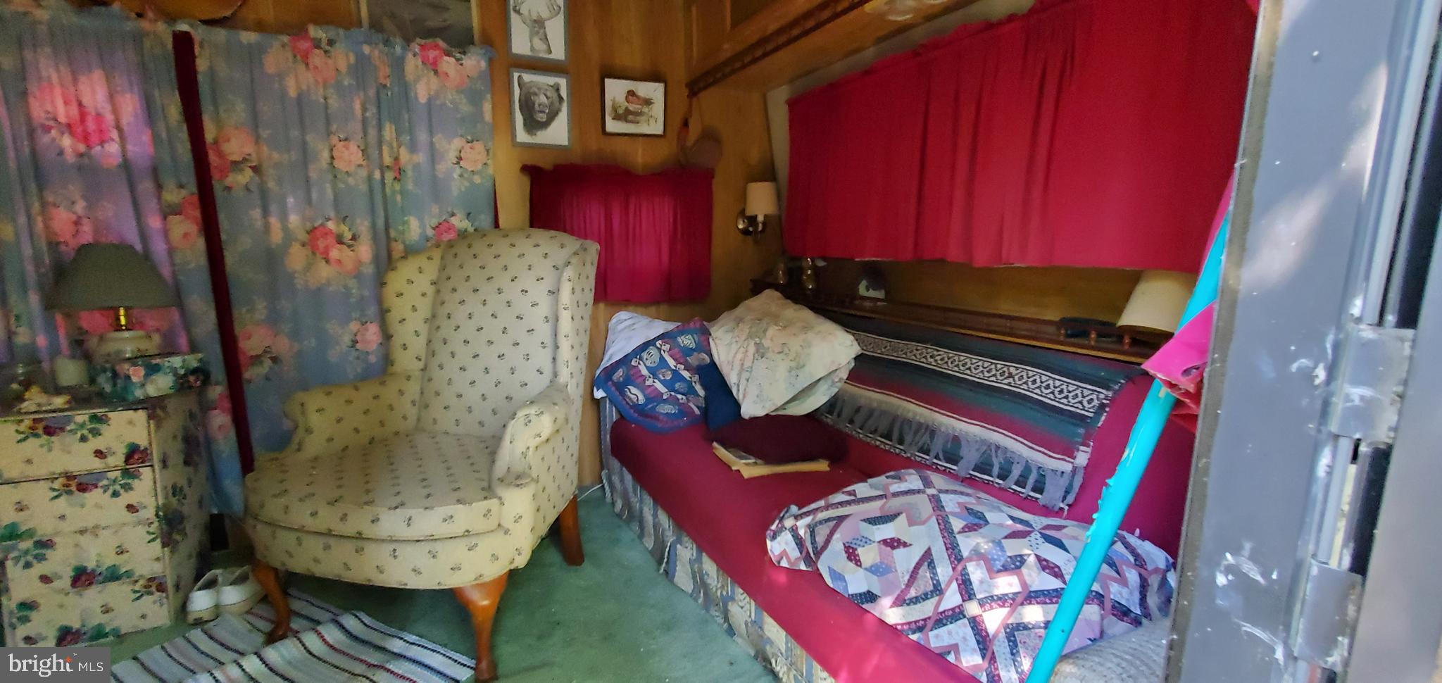 INDIAN ACRES - Residential