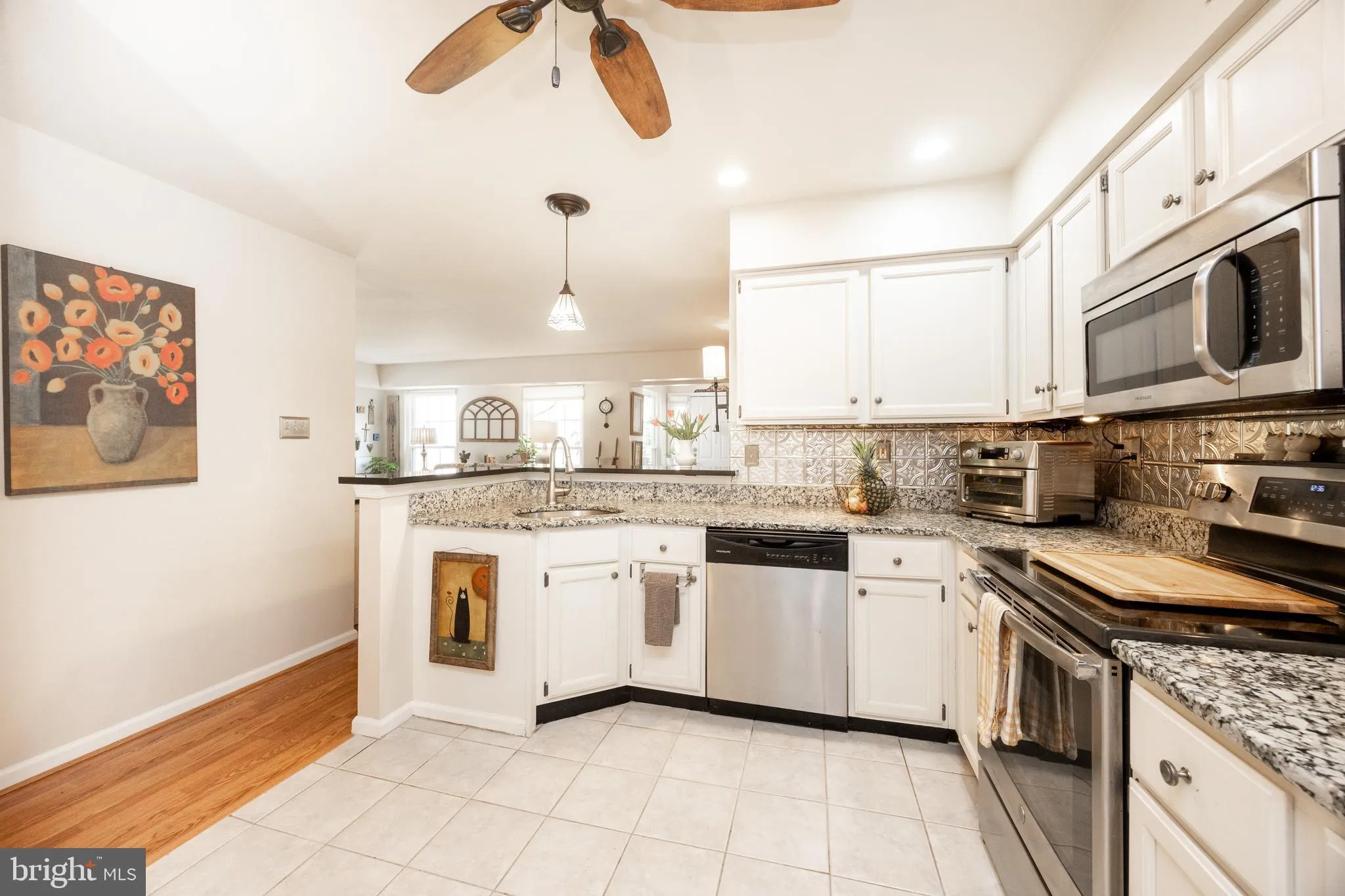 Glen Mills, Pennsylvania 19342, United States, 2 Bedrooms Bedrooms, ,2 BathroomsBathrooms,Residential,Active,94519