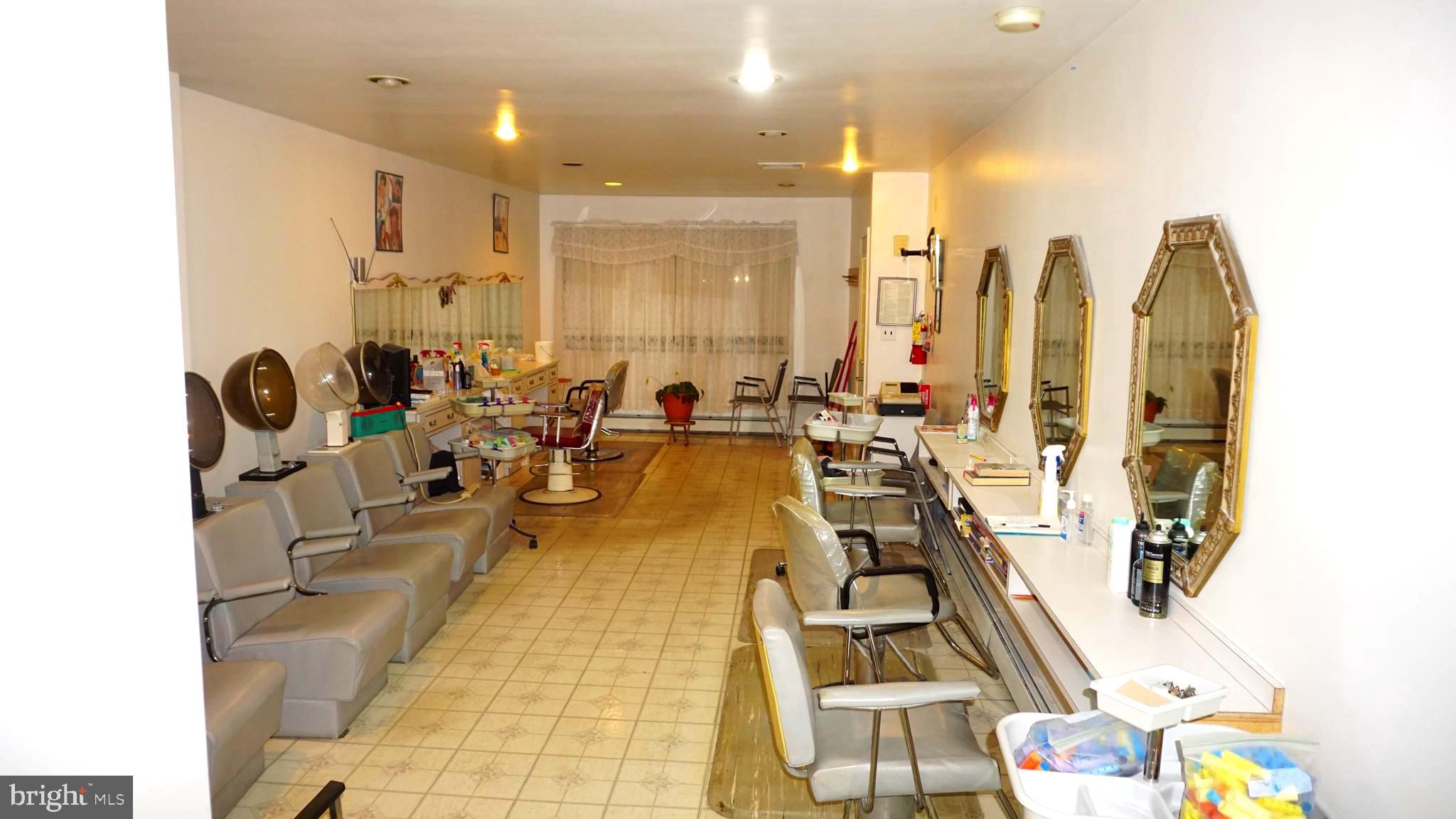 HIGHLANDTOWN - Residential