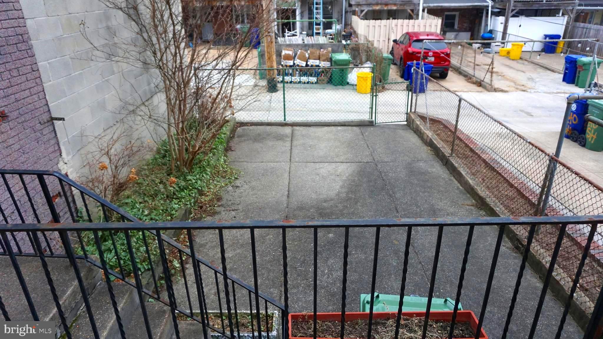 HIGHLANDTOWN - Residential