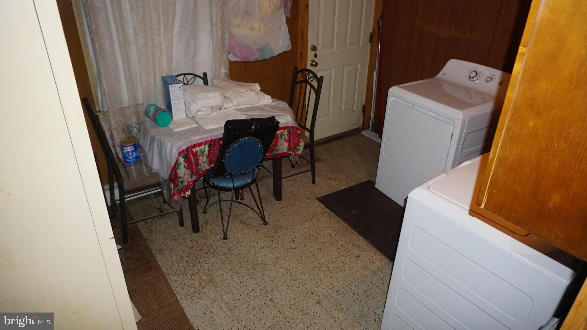 HIGHLANDTOWN - Residential