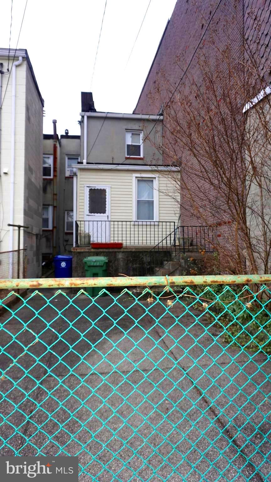 HIGHLANDTOWN - Residential