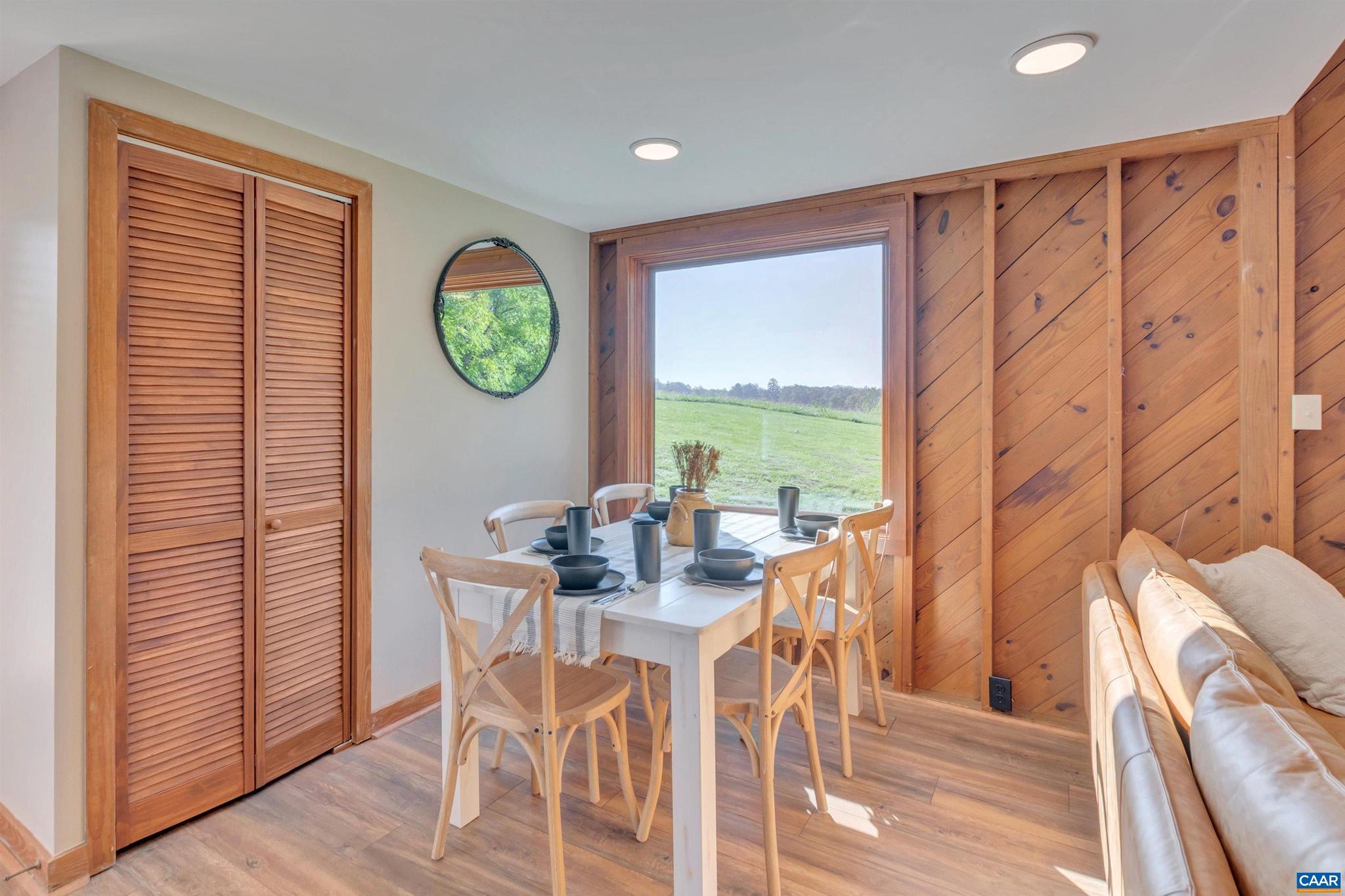 RODES FARM - Residential