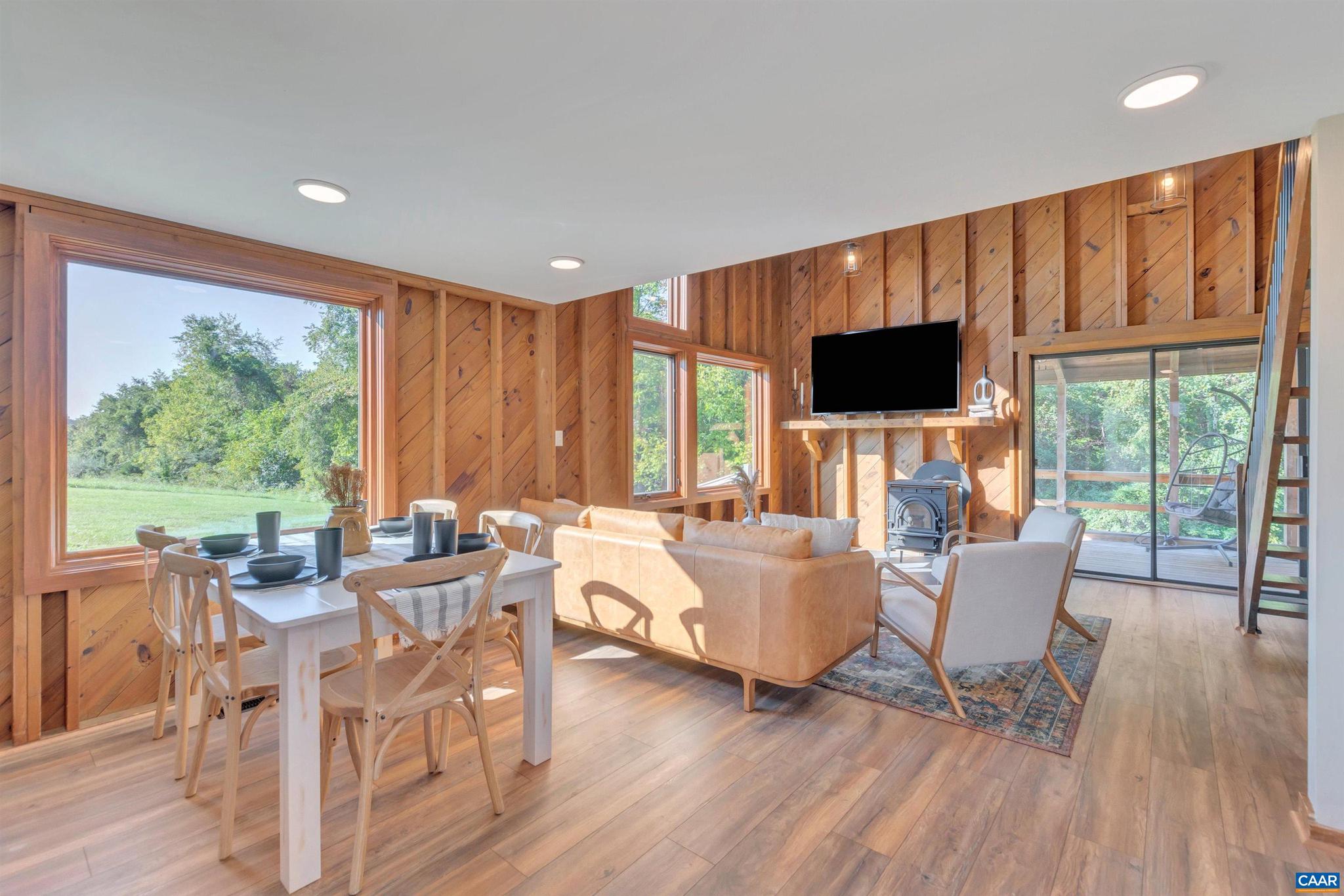 RODES FARM - Residential