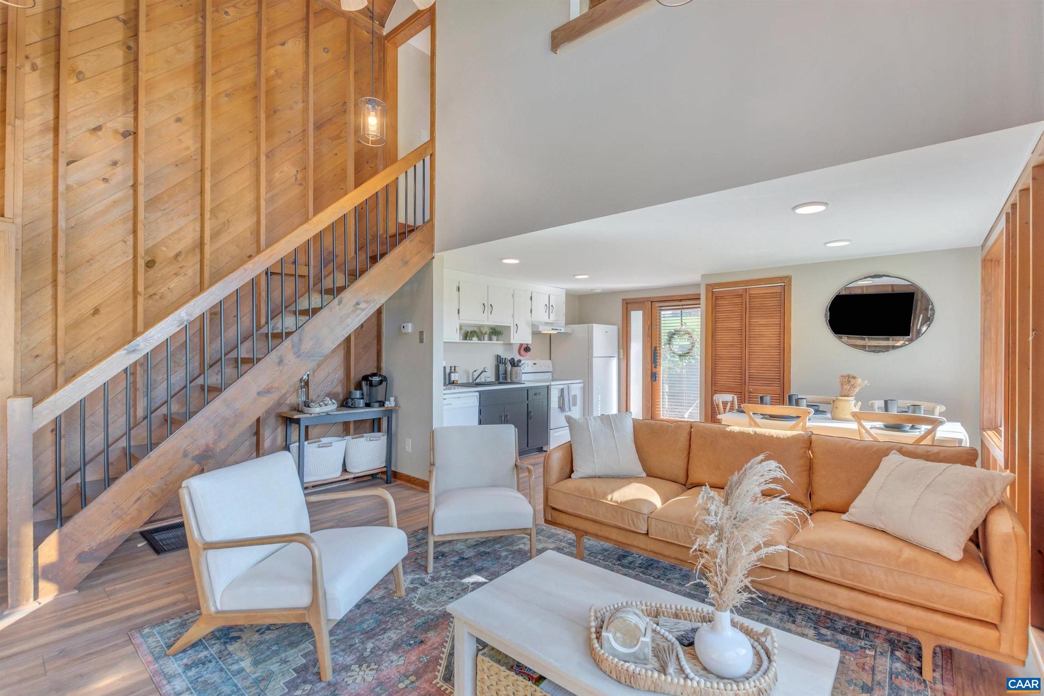 RODES FARM - Residential