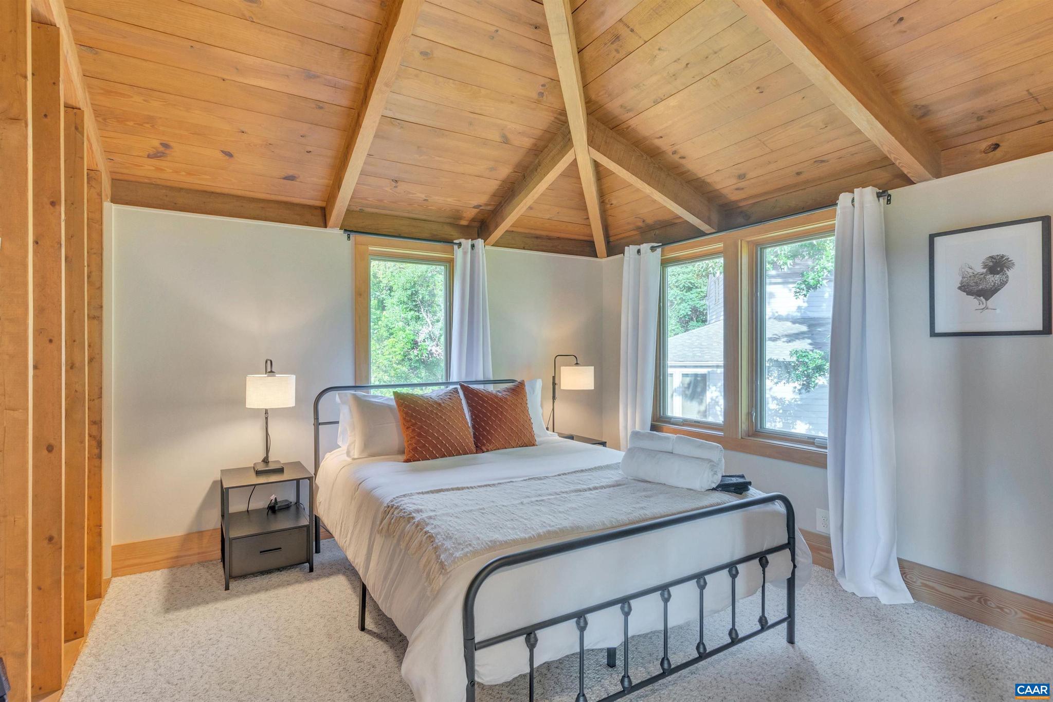 RODES FARM - Residential