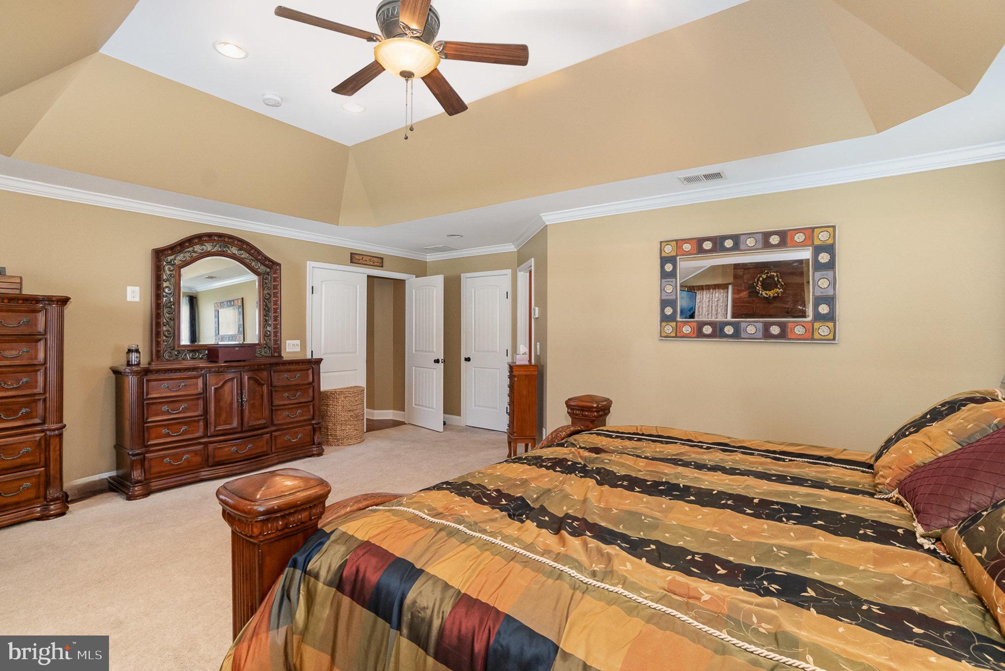 PRESTON MANOR - Residential