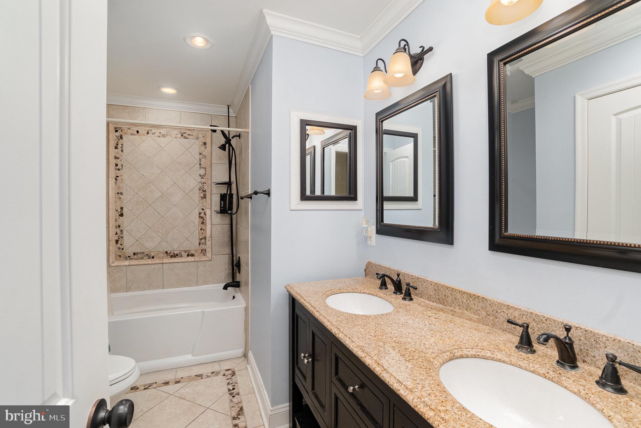 PRESTON MANOR - Residential