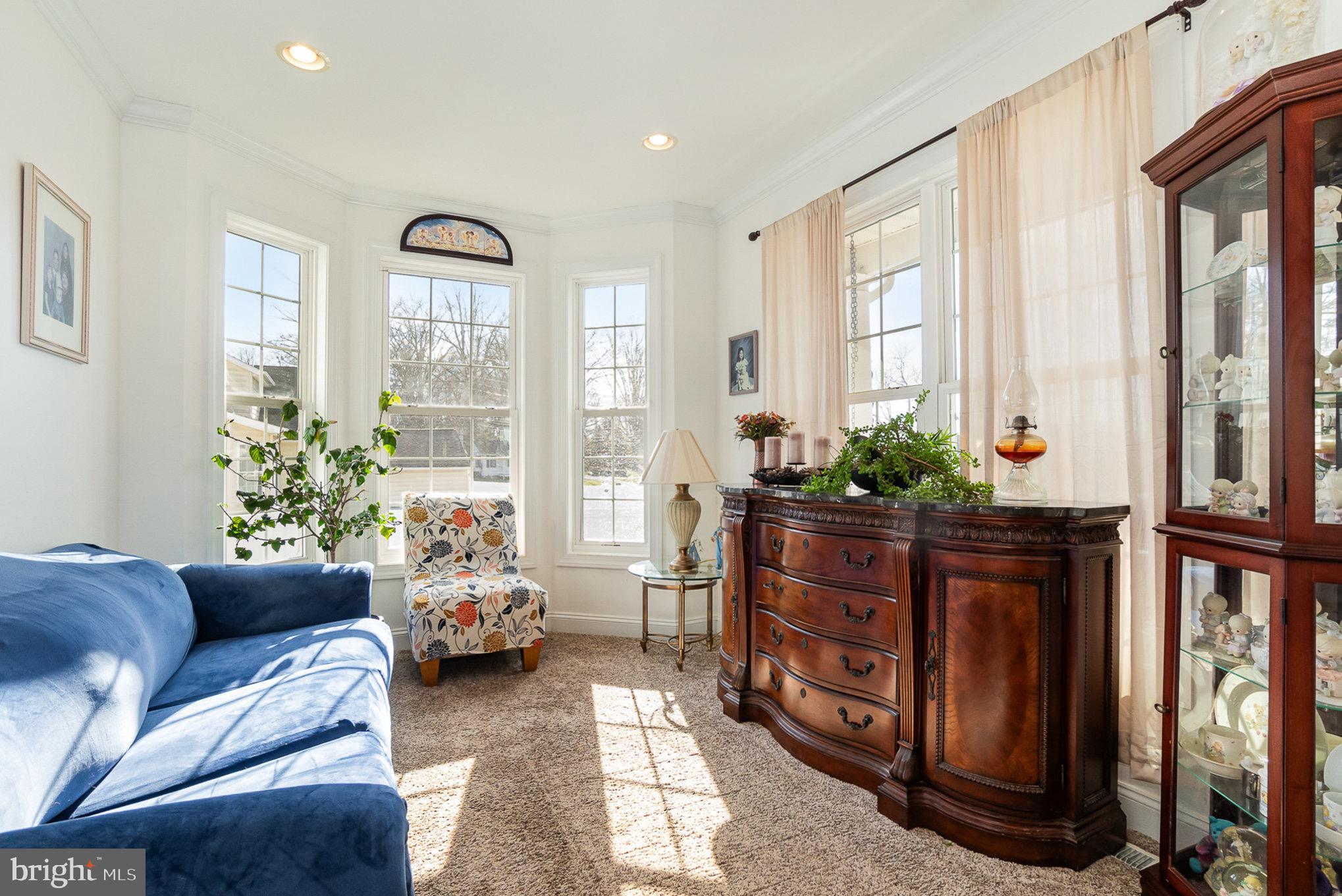 PRESTON MANOR - Residential