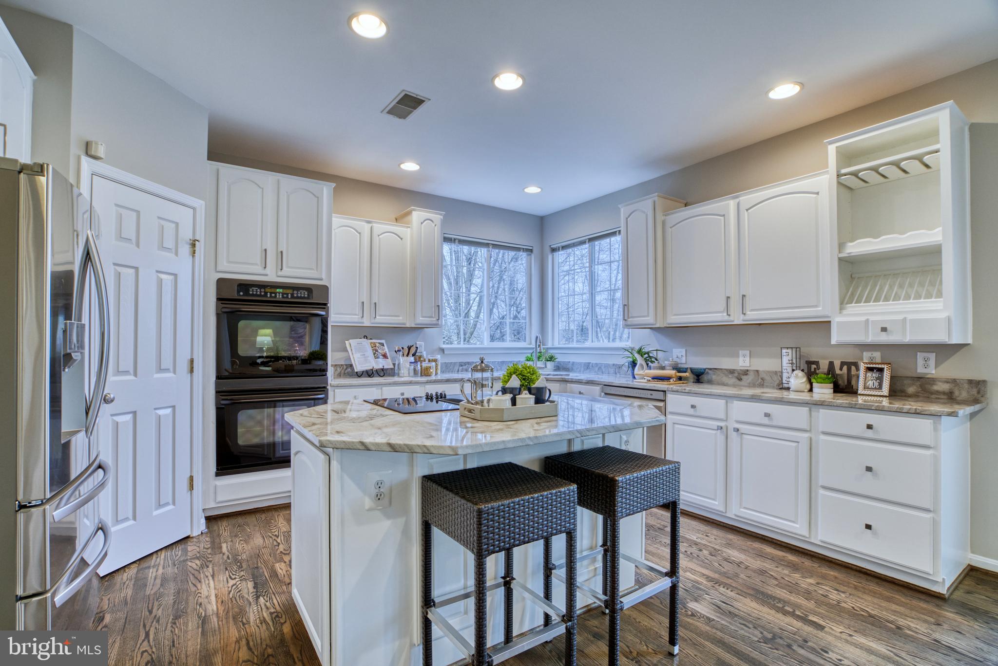 SARATOGA HUNT - Residential