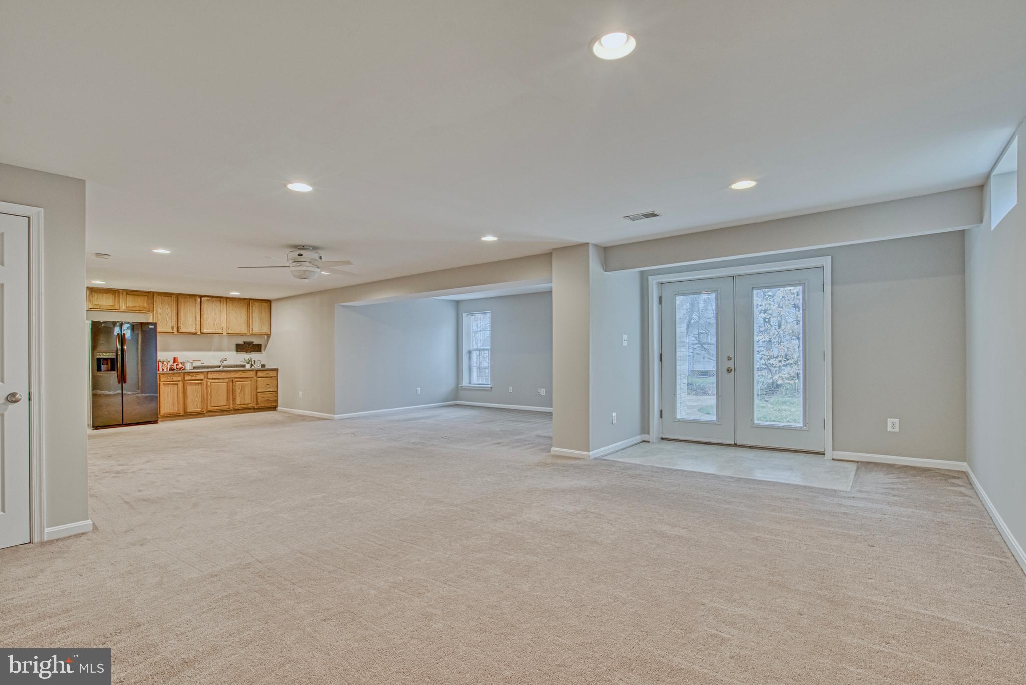 SARATOGA HUNT - Residential