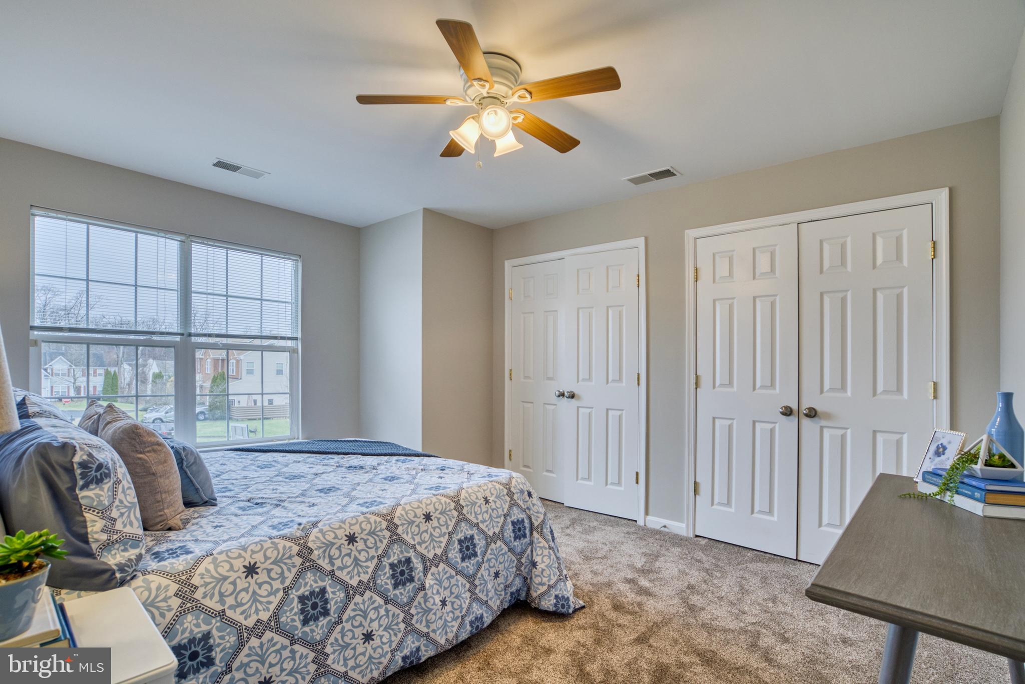SARATOGA HUNT - Residential