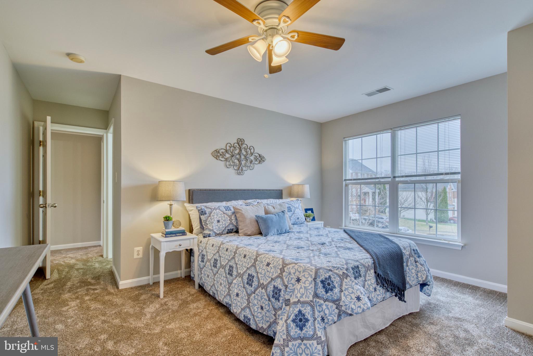 SARATOGA HUNT - Residential