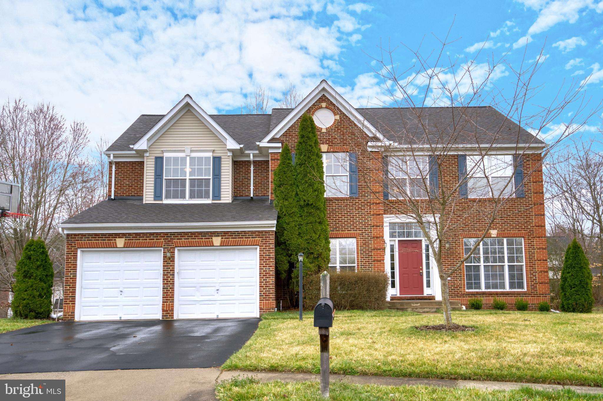 SARATOGA HUNT - Residential