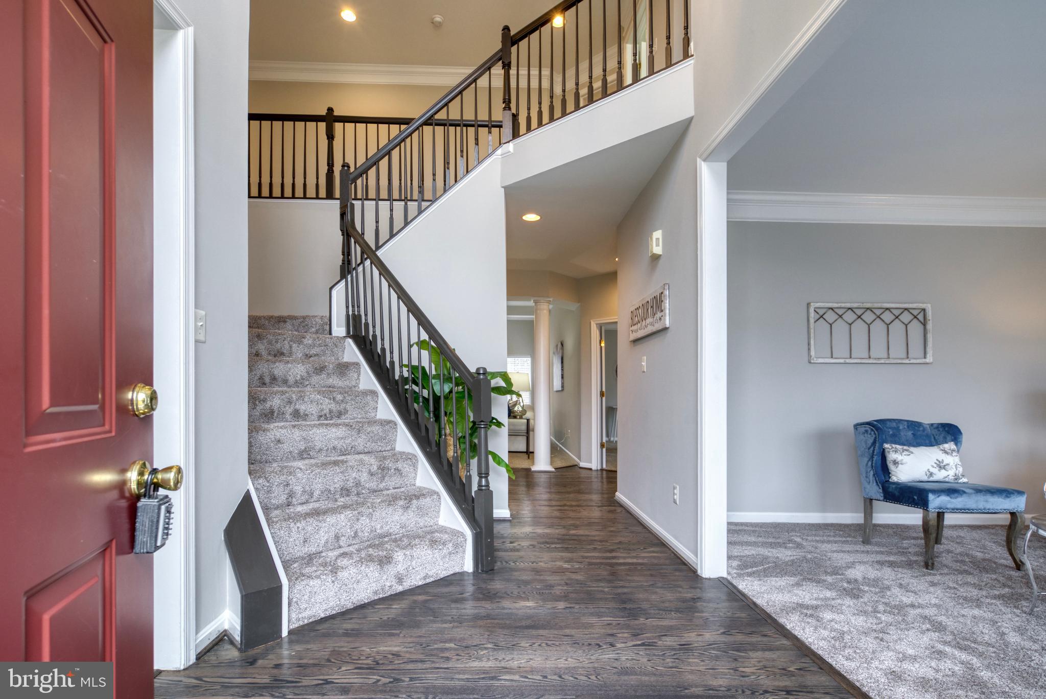 SARATOGA HUNT - Residential