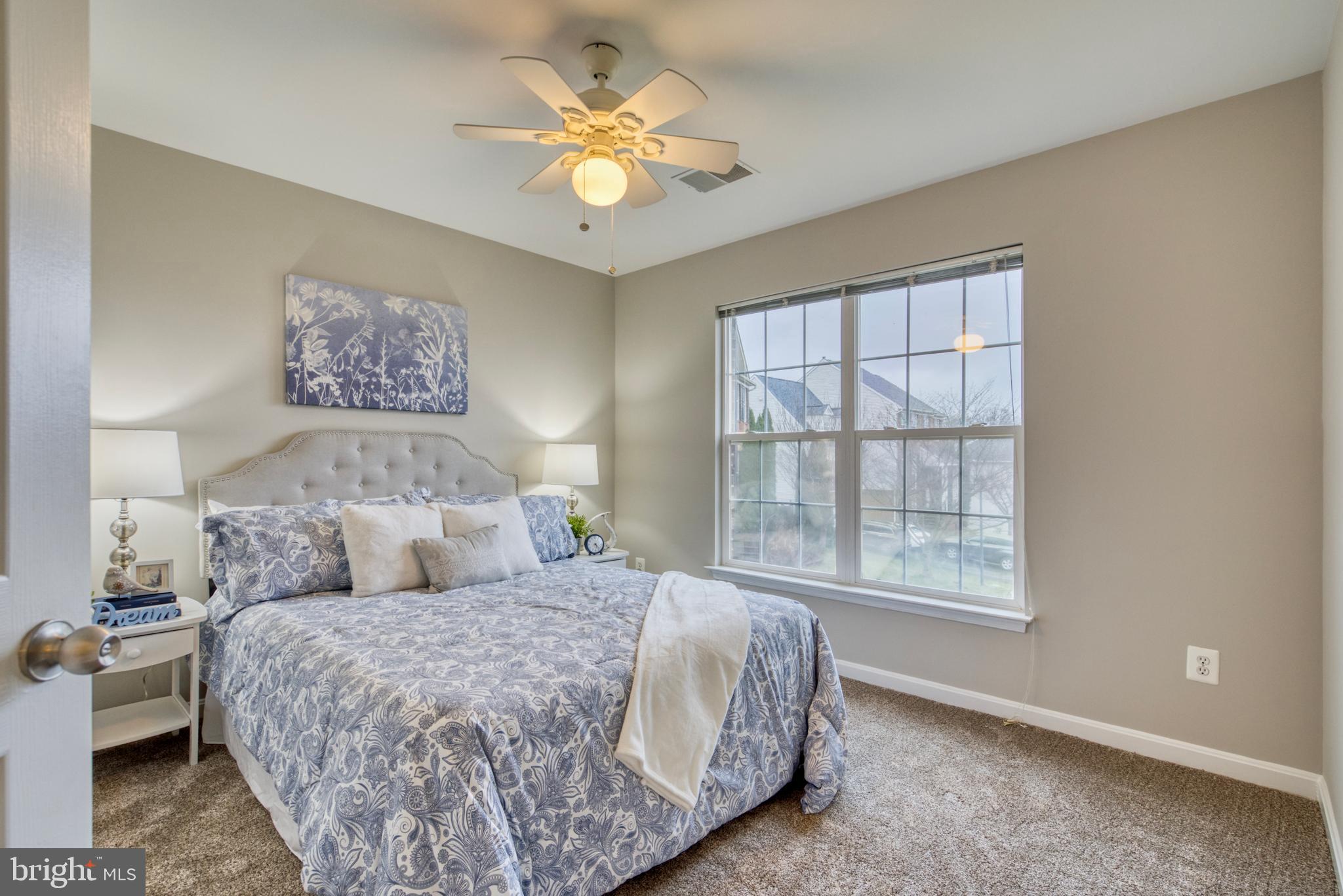 SARATOGA HUNT - Residential