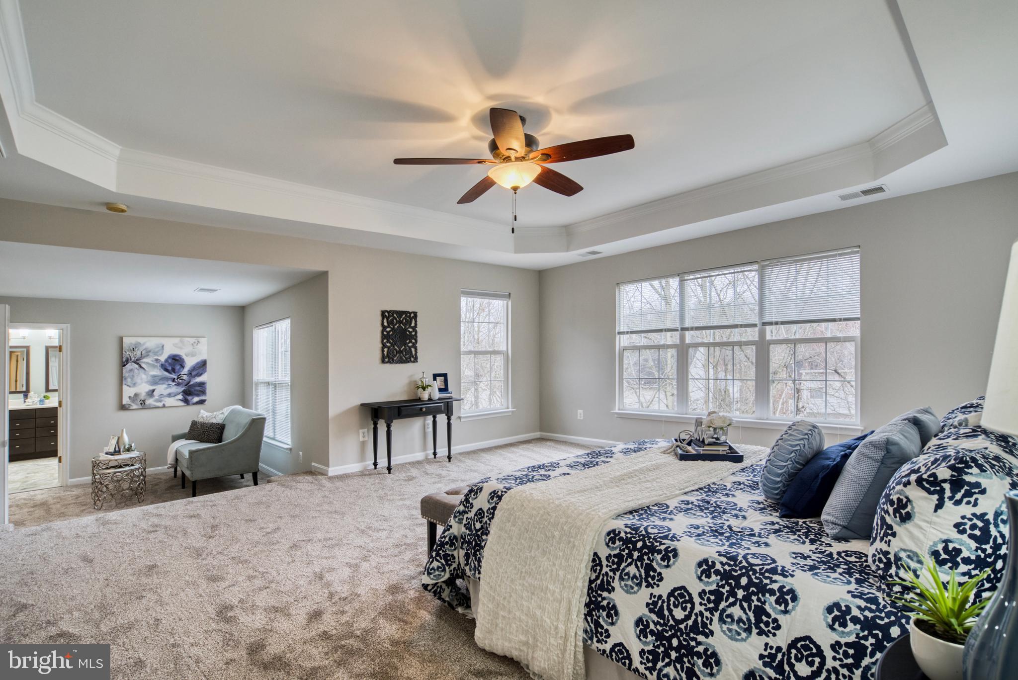 SARATOGA HUNT - Residential
